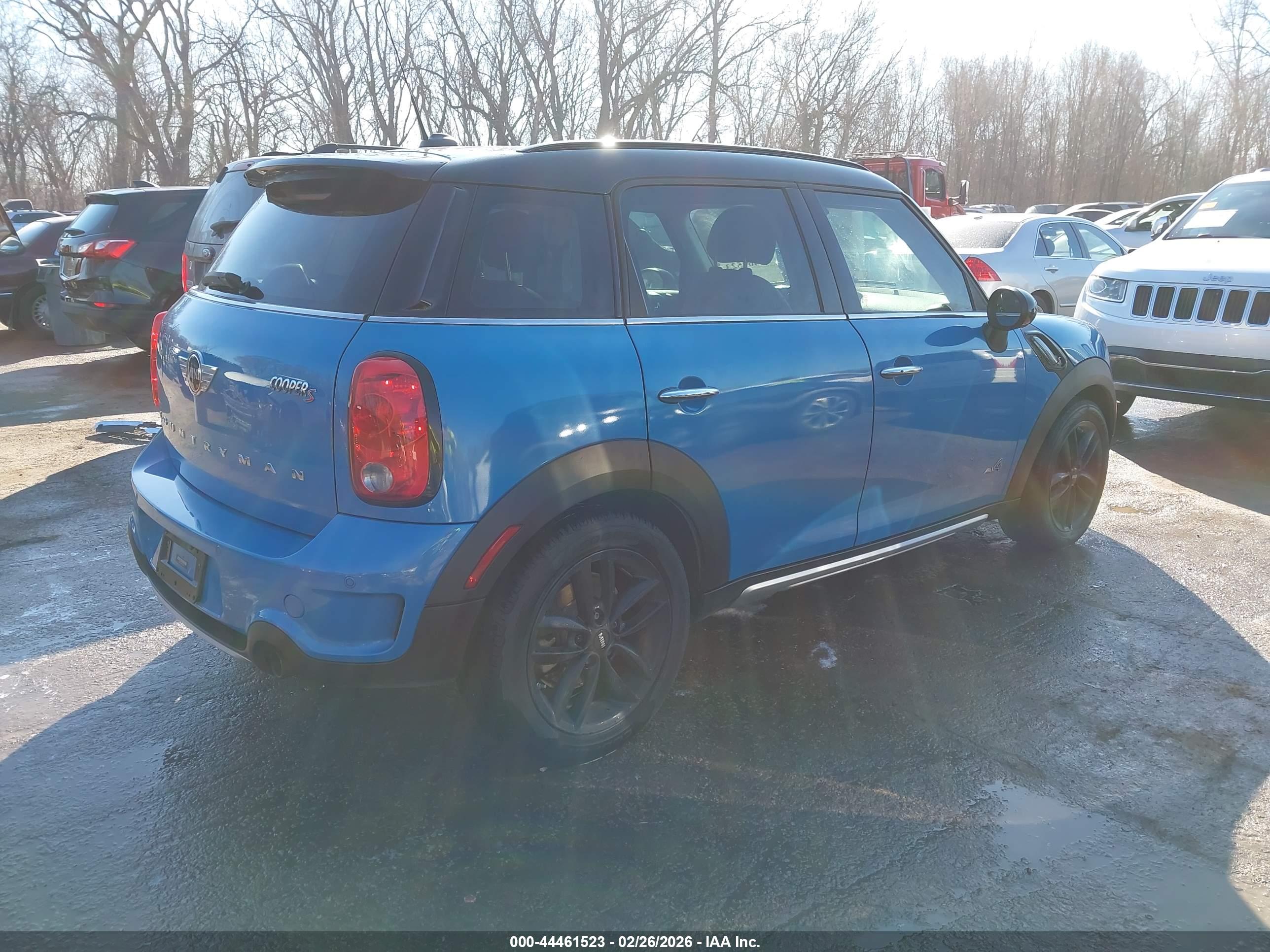 MINI COUNTRYMAN image 4