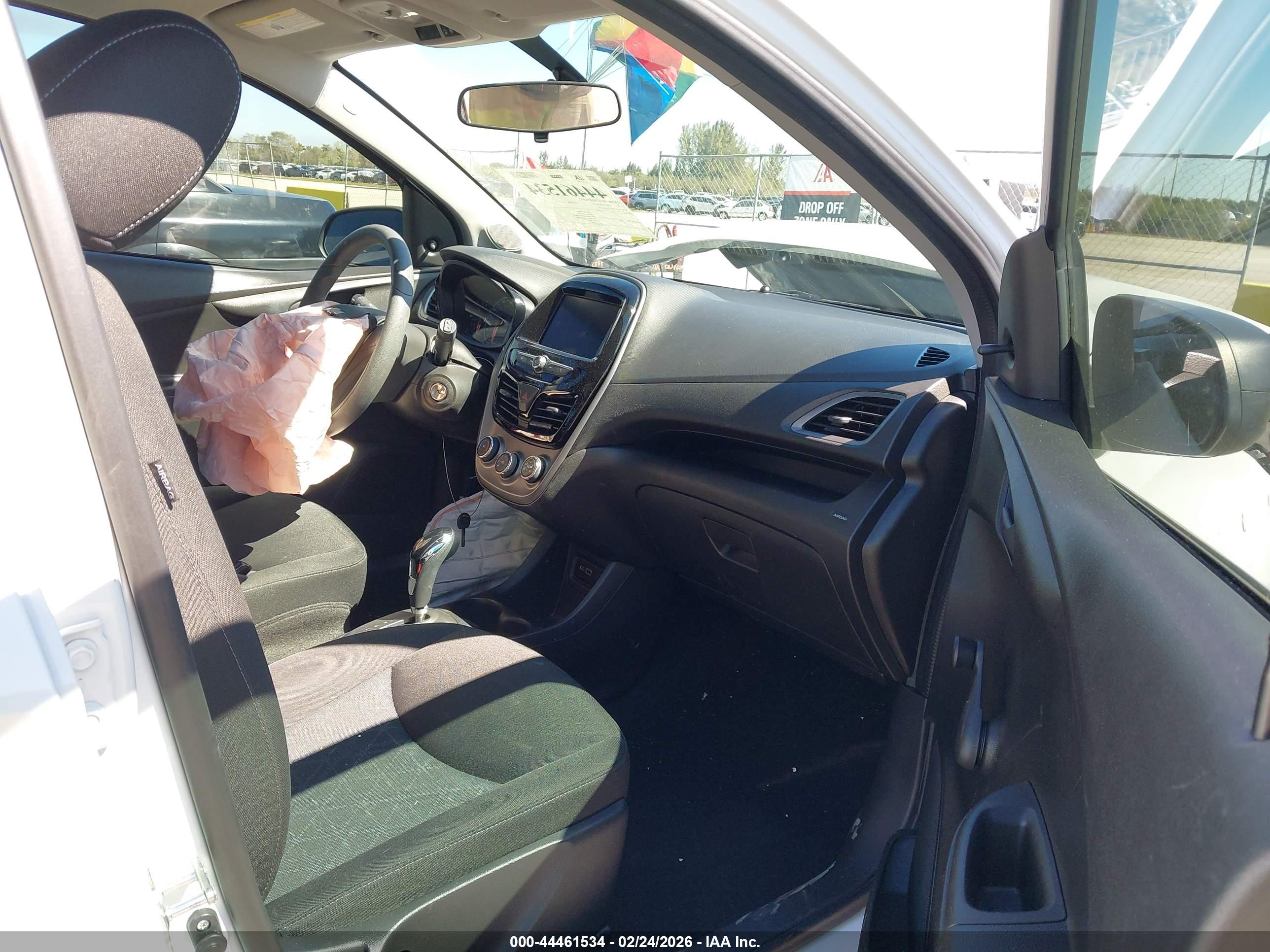 CHEVROLET SPARK image 5
