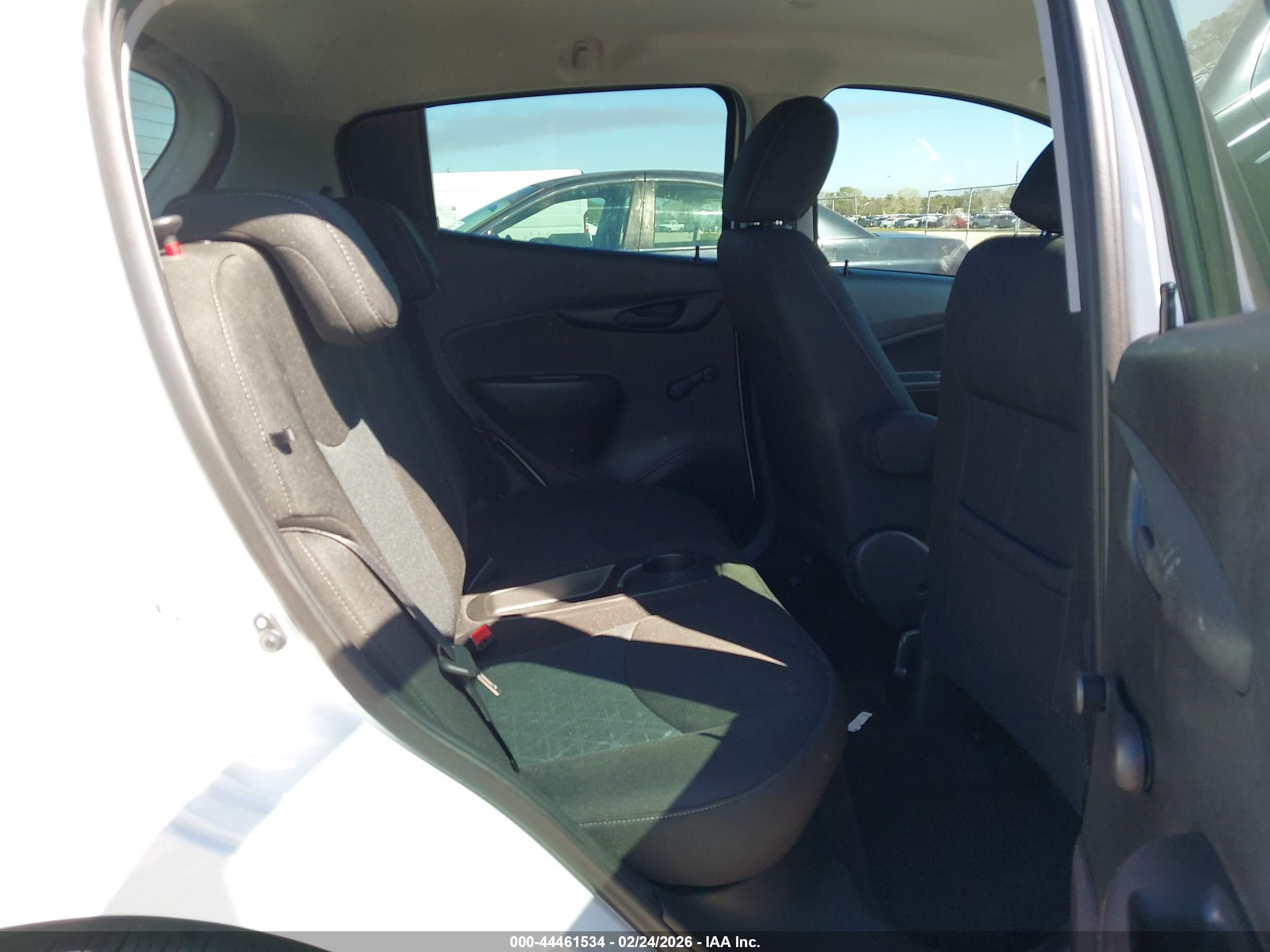 CHEVROLET SPARK image 8