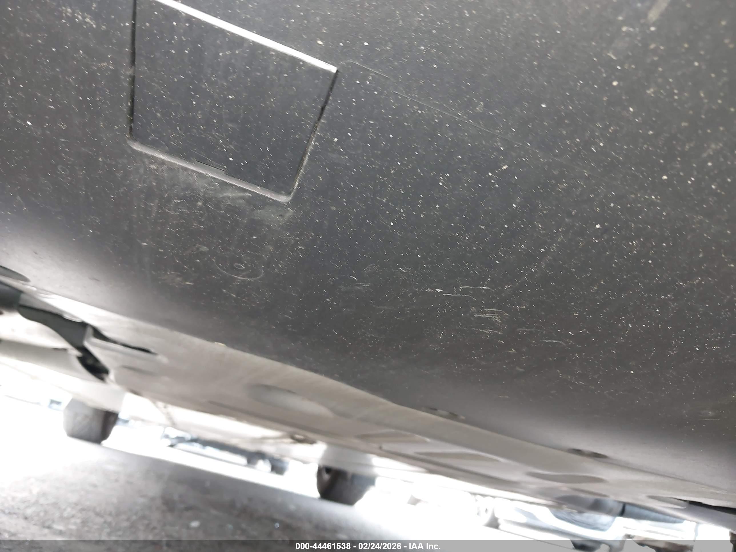 TESLA CYBERTRUCK image 6