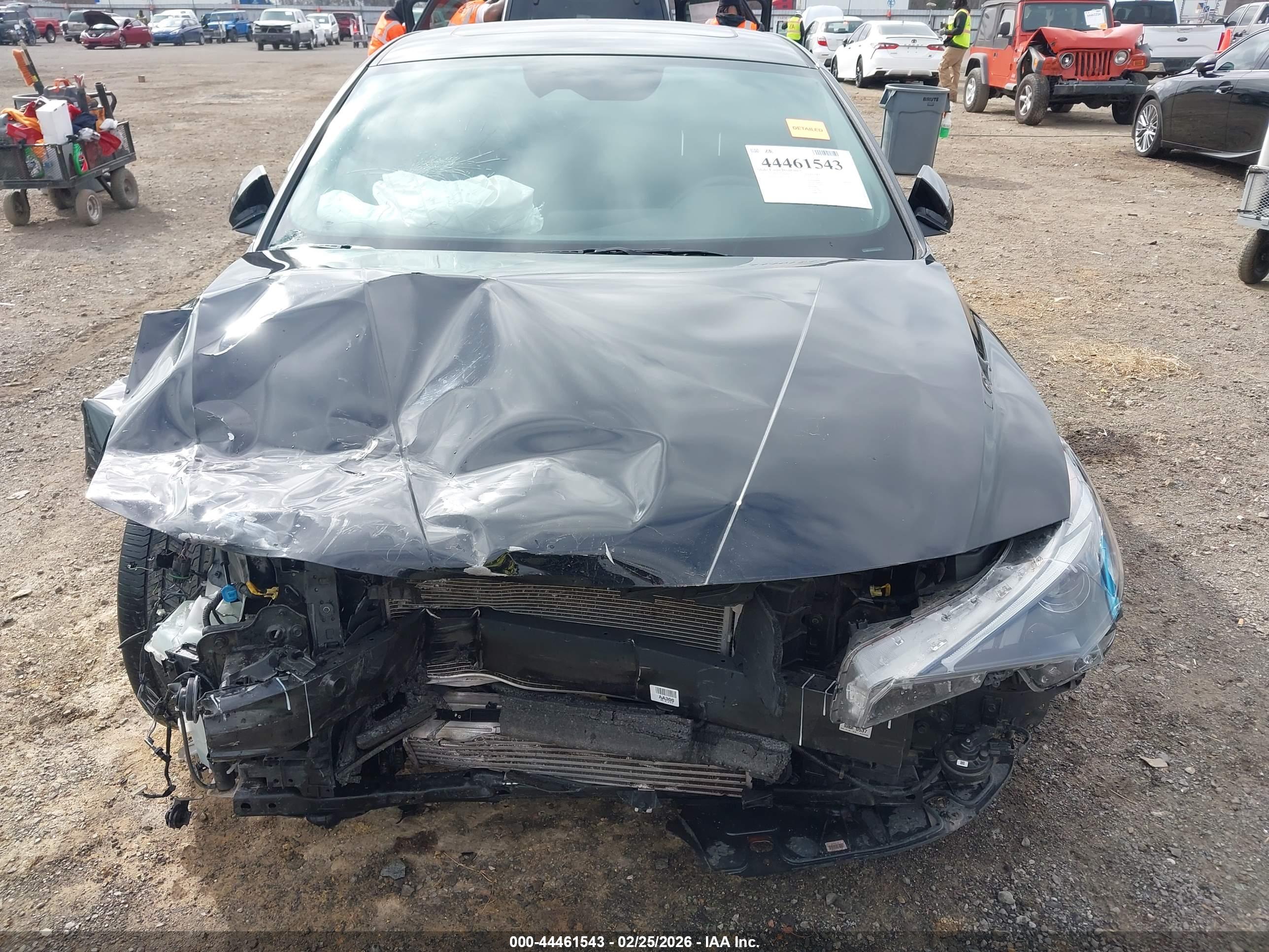HYUNDAI ELANTRA image 6