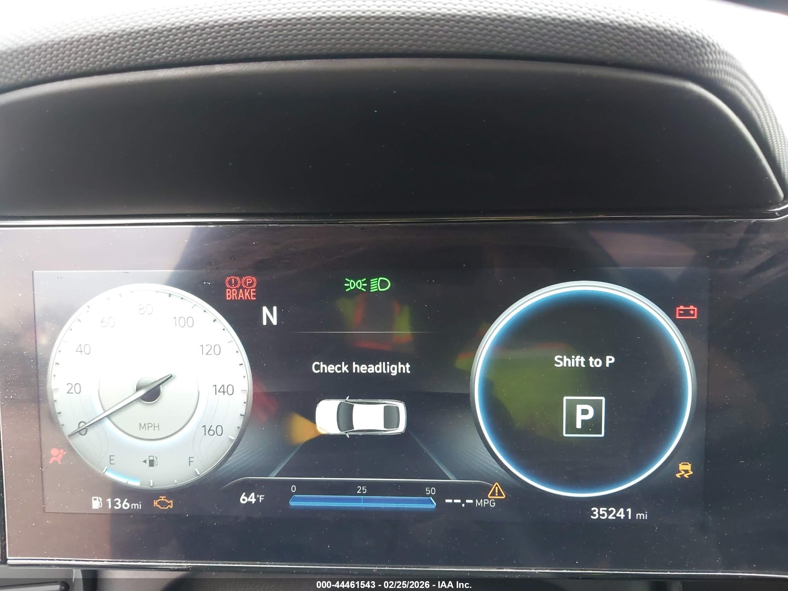 HYUNDAI ELANTRA image 7