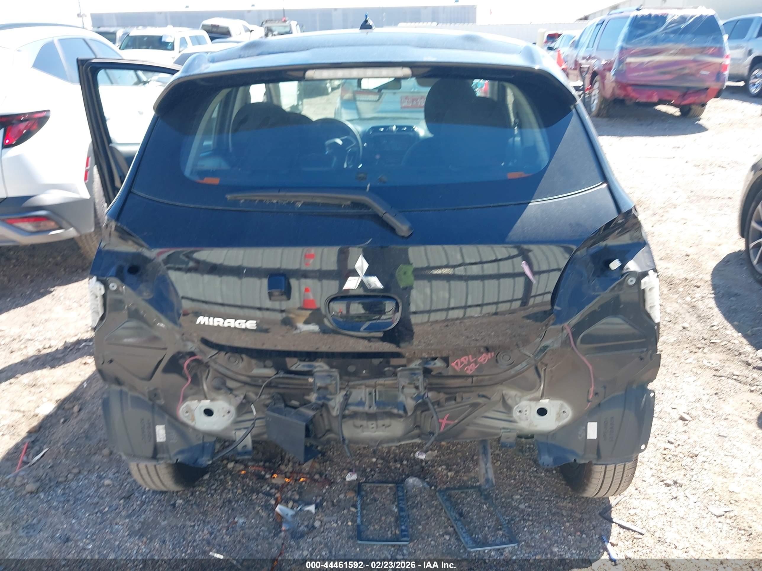MITSUBISHI MIRAGE image 6