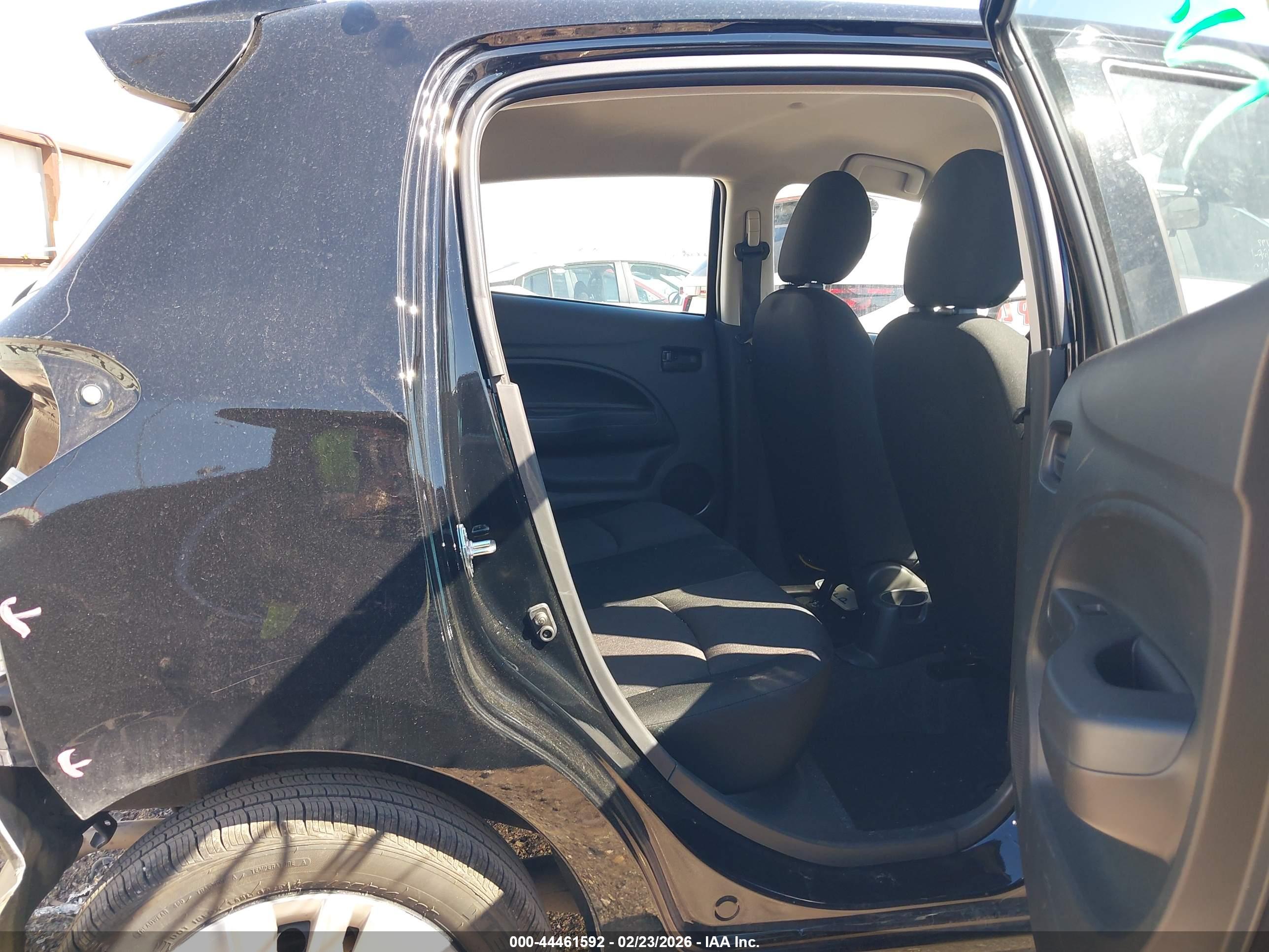 MITSUBISHI MIRAGE image 8