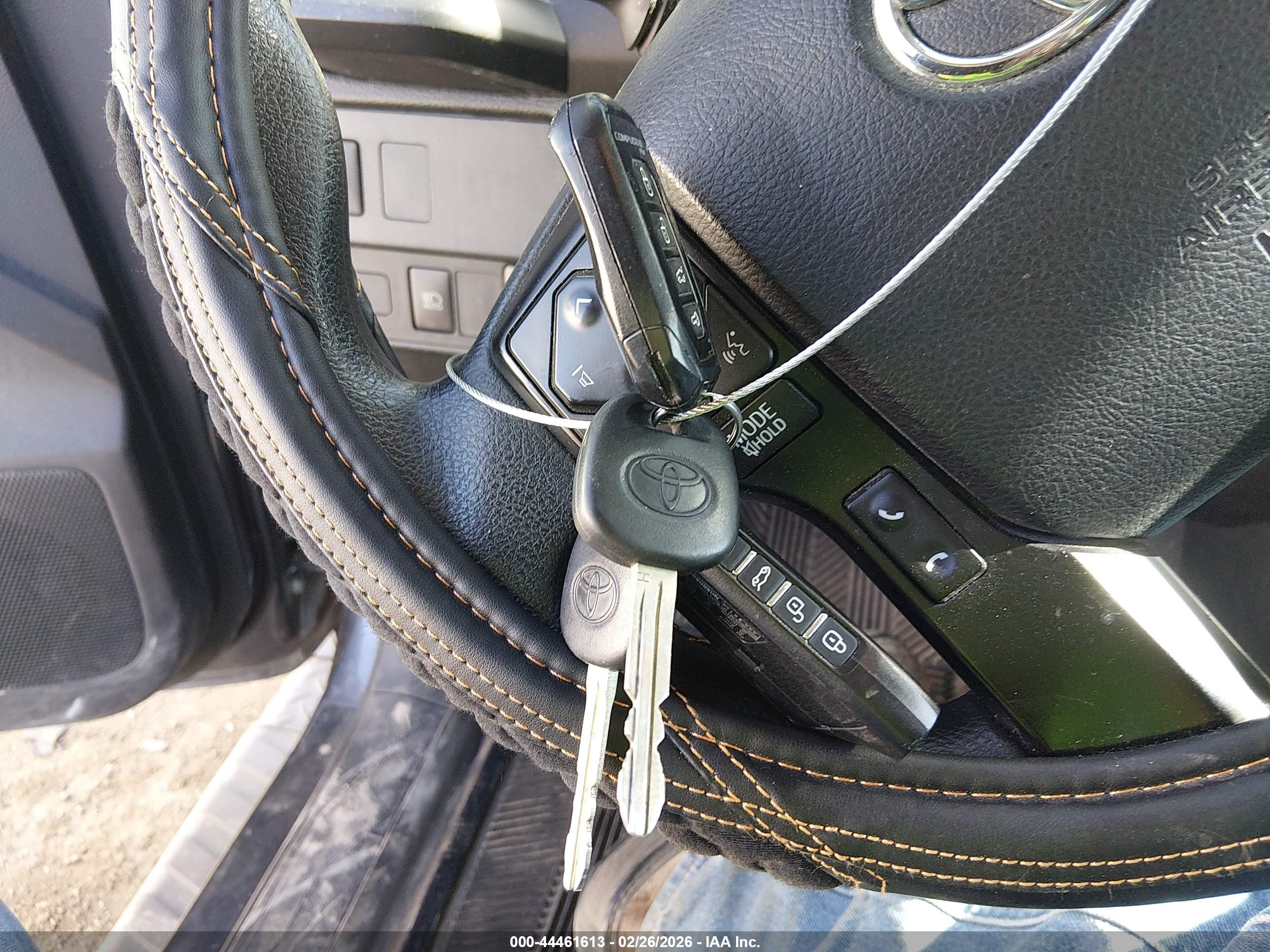 TOYOTA TACOMA image 11