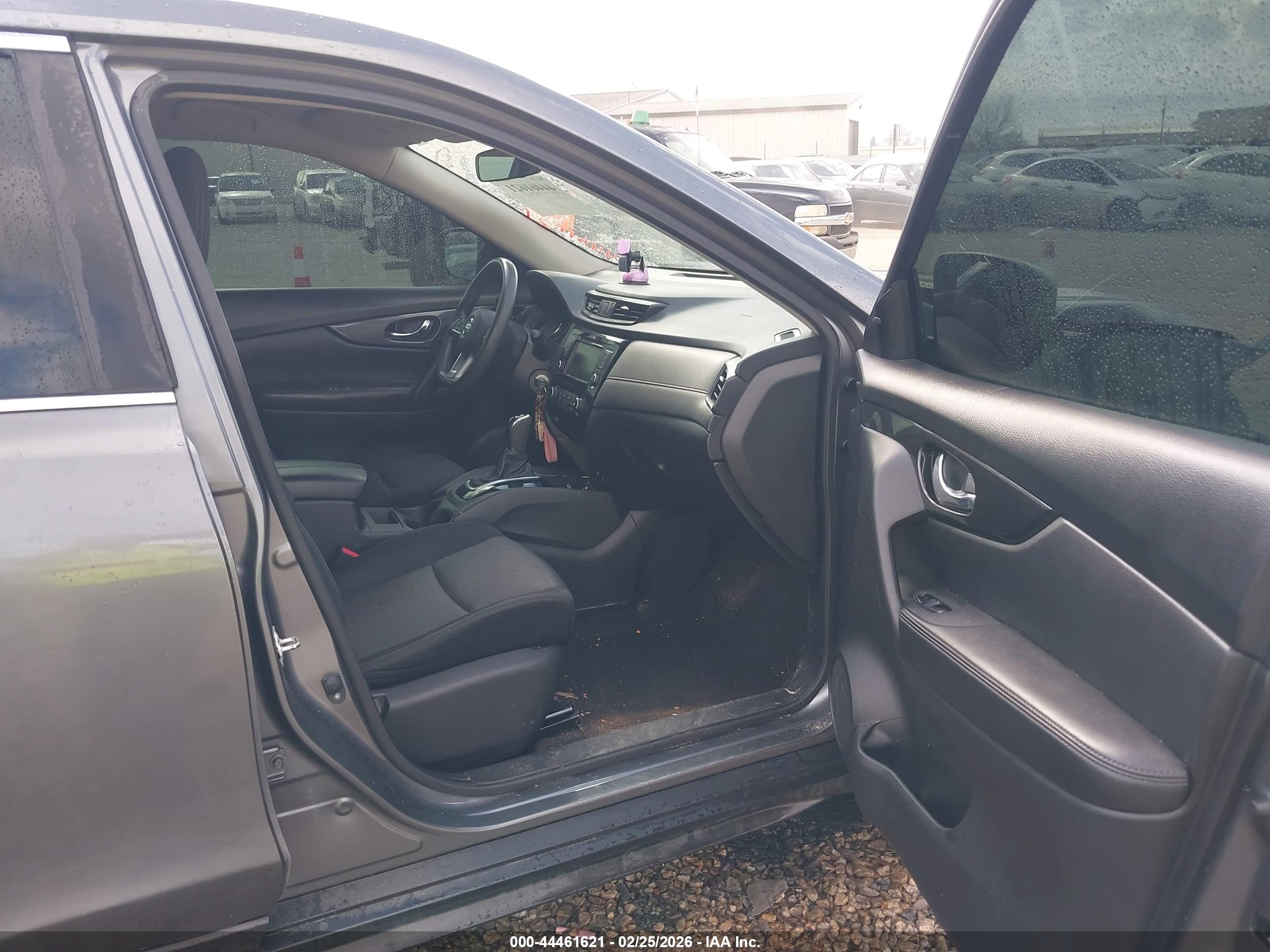 NISSAN ROGUE image 5