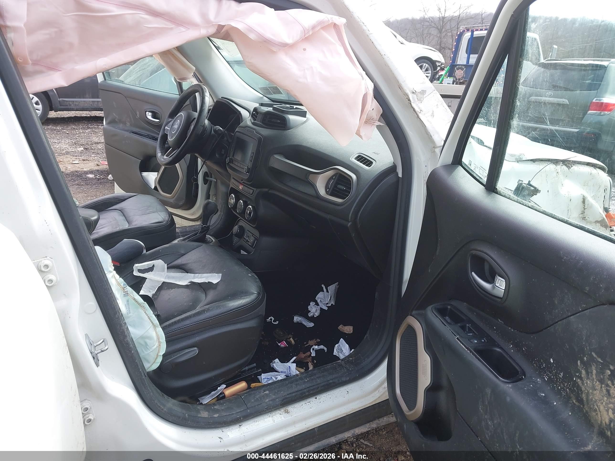 JEEP RENEGADE image 5