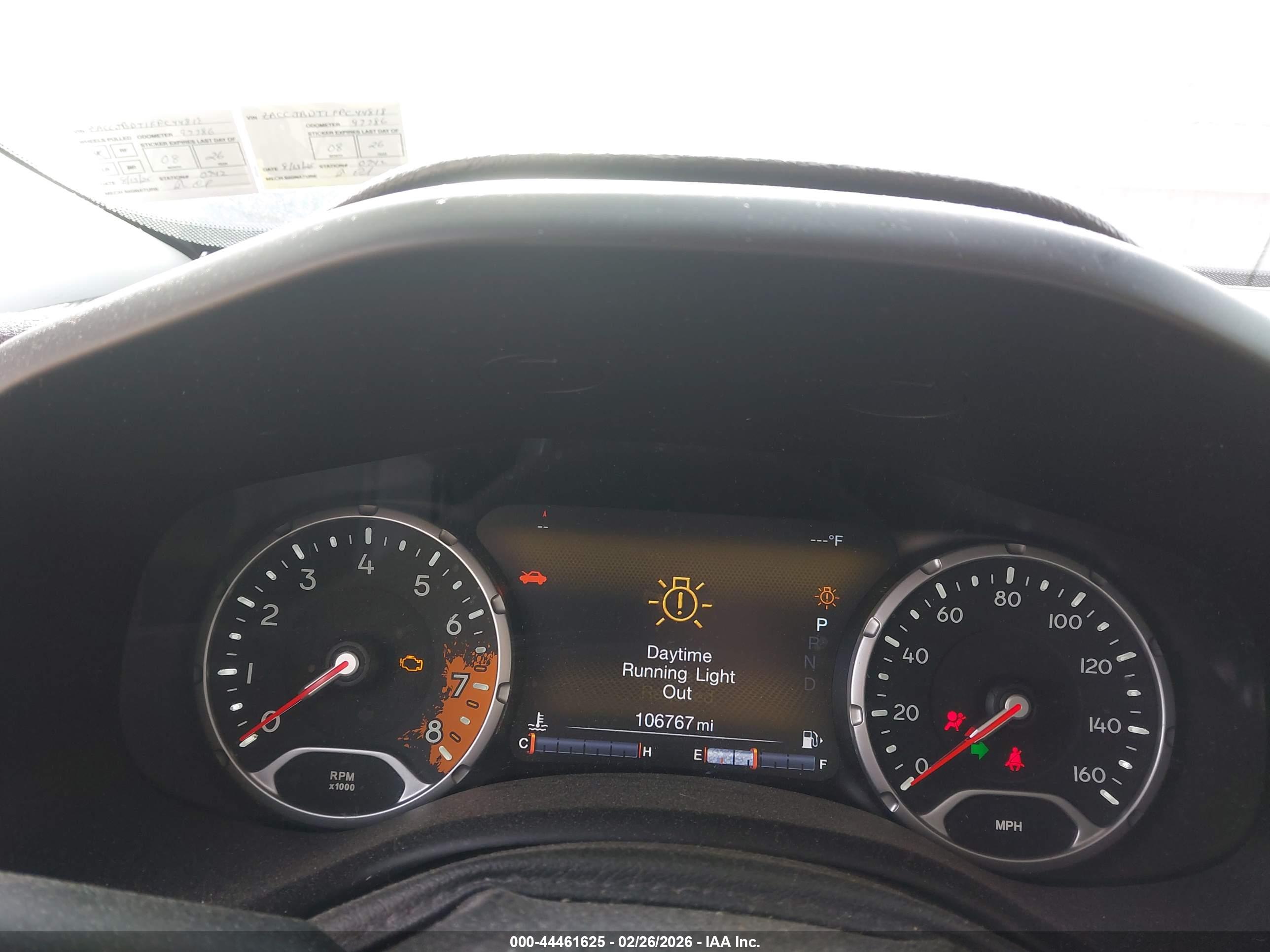 JEEP RENEGADE image 7