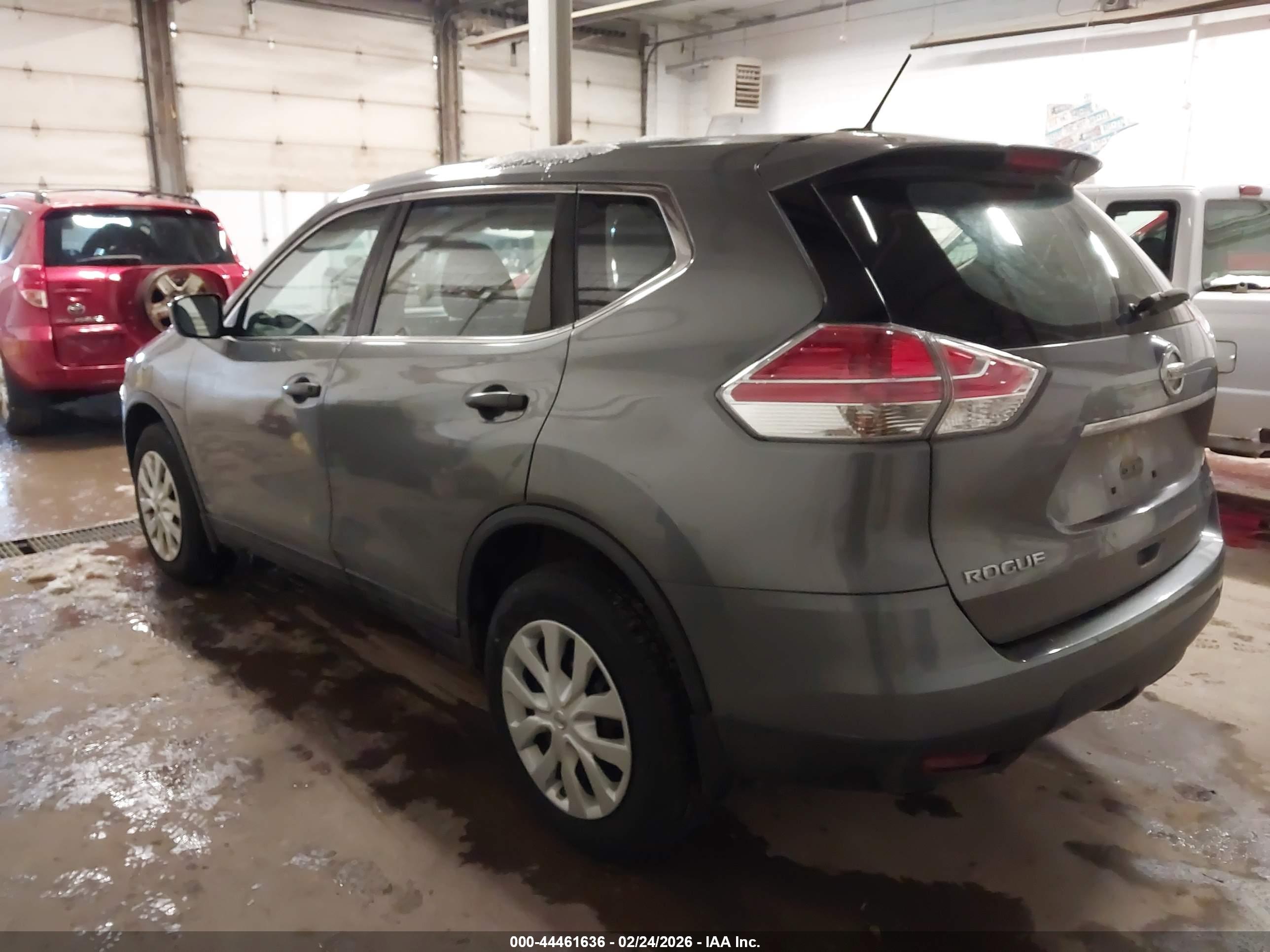 NISSAN ROGUE image 3