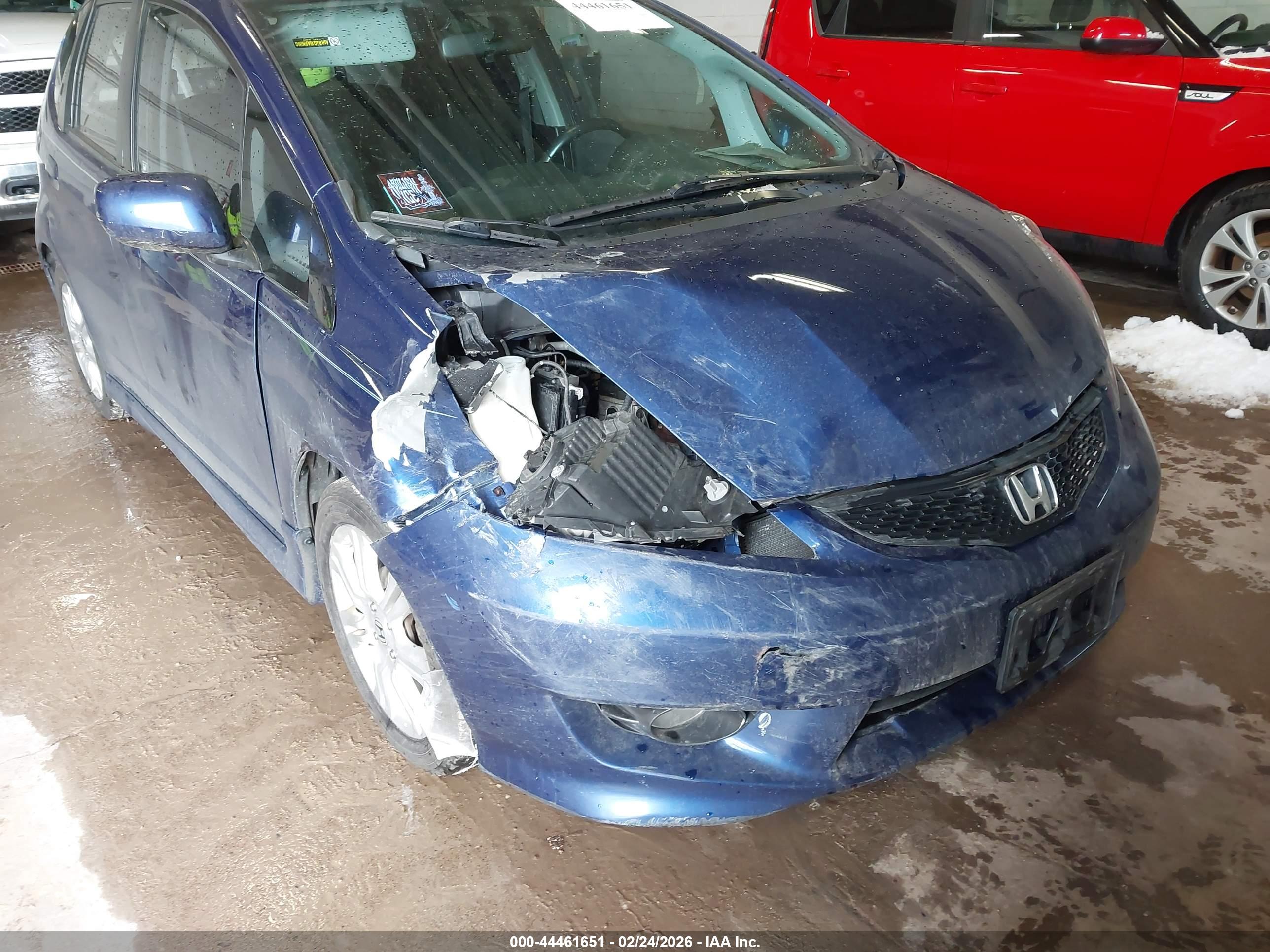 HONDA FIT image 6