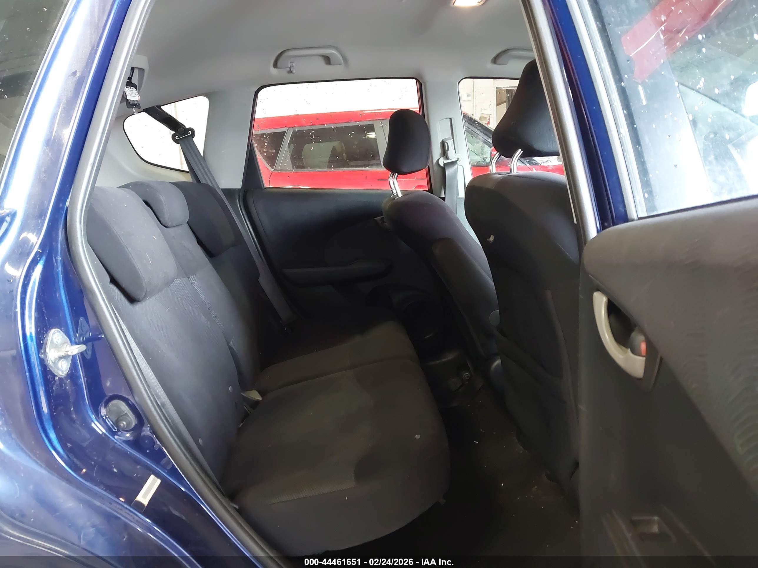 HONDA FIT image 8