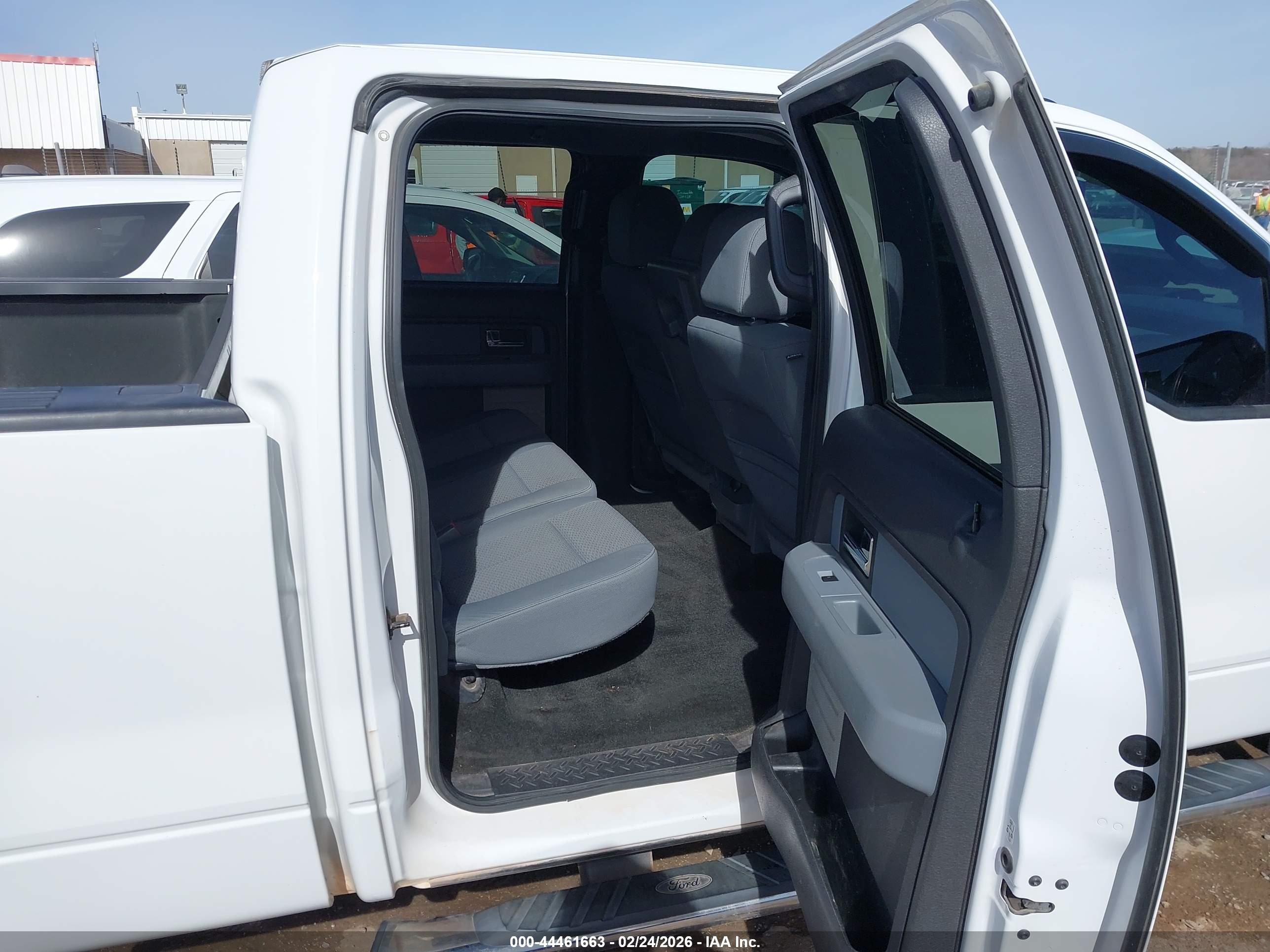 FORD F-150 image 8