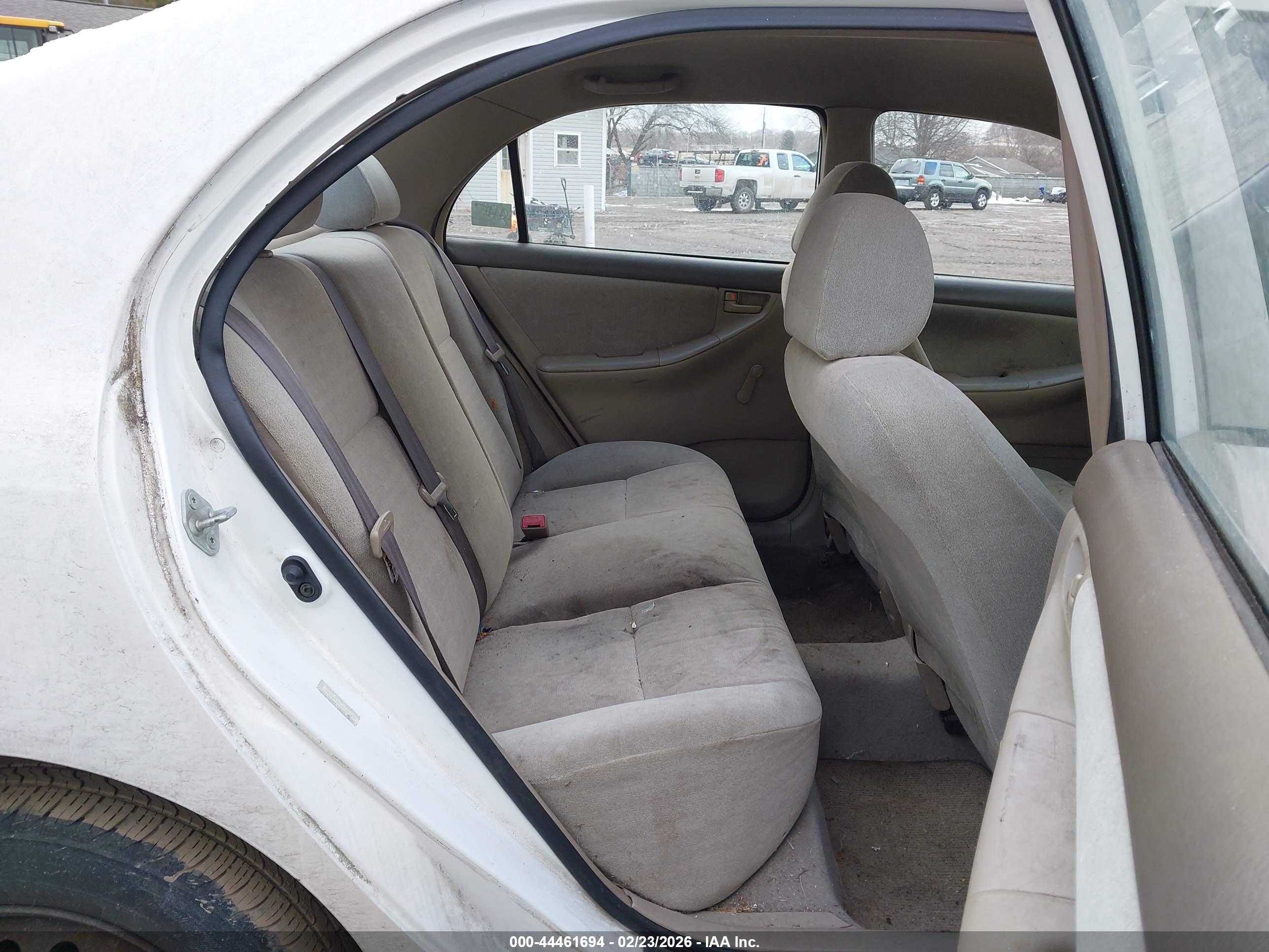 TOYOTA COROLLA image 8