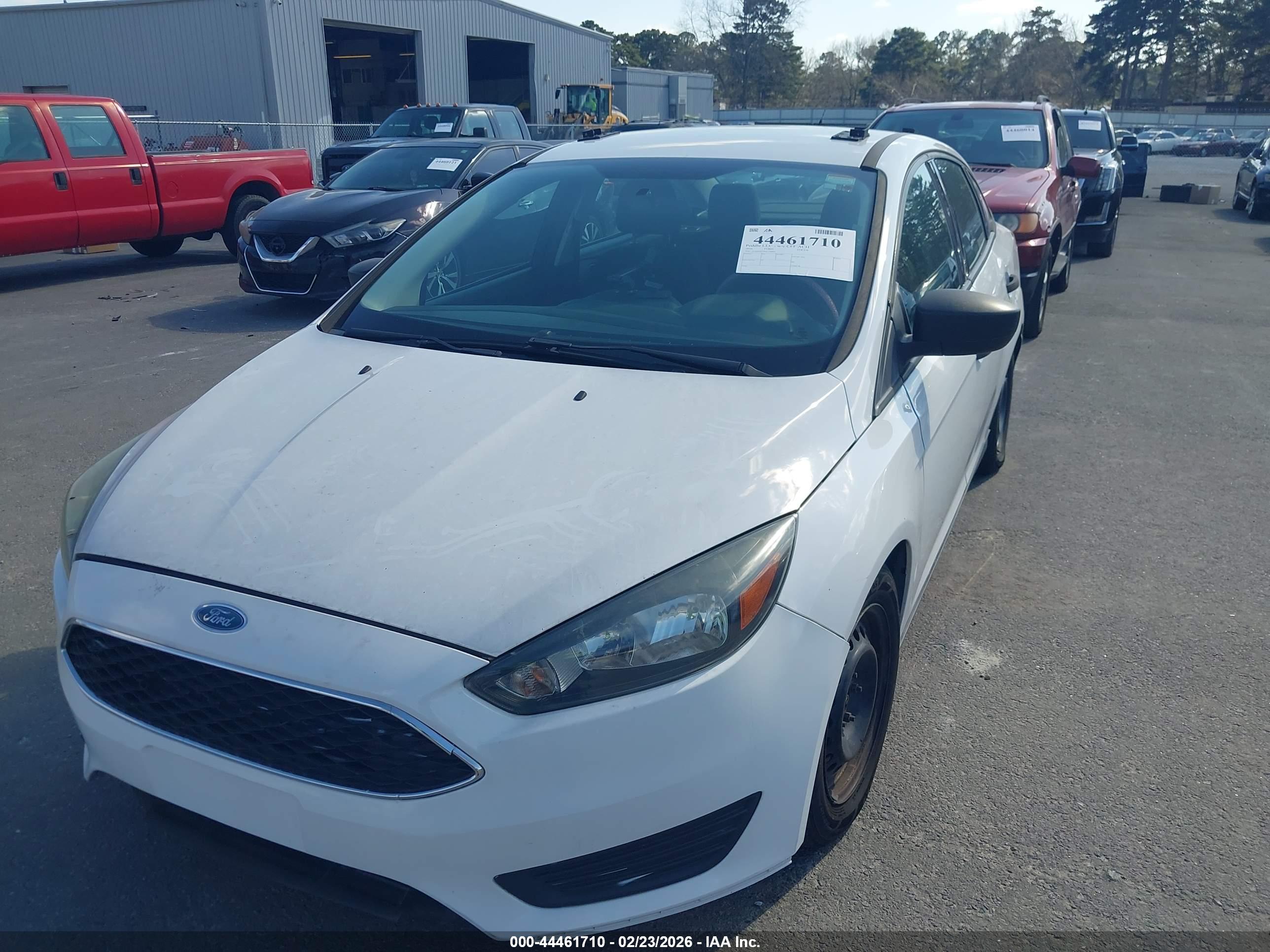 FORD FOCUS image 6