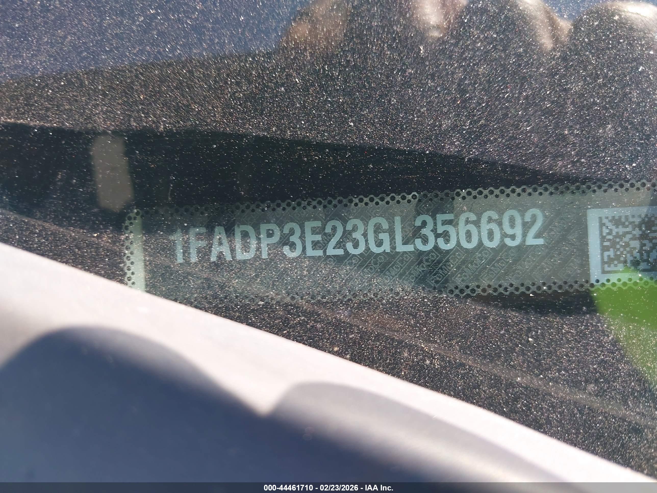 FORD FOCUS image 9