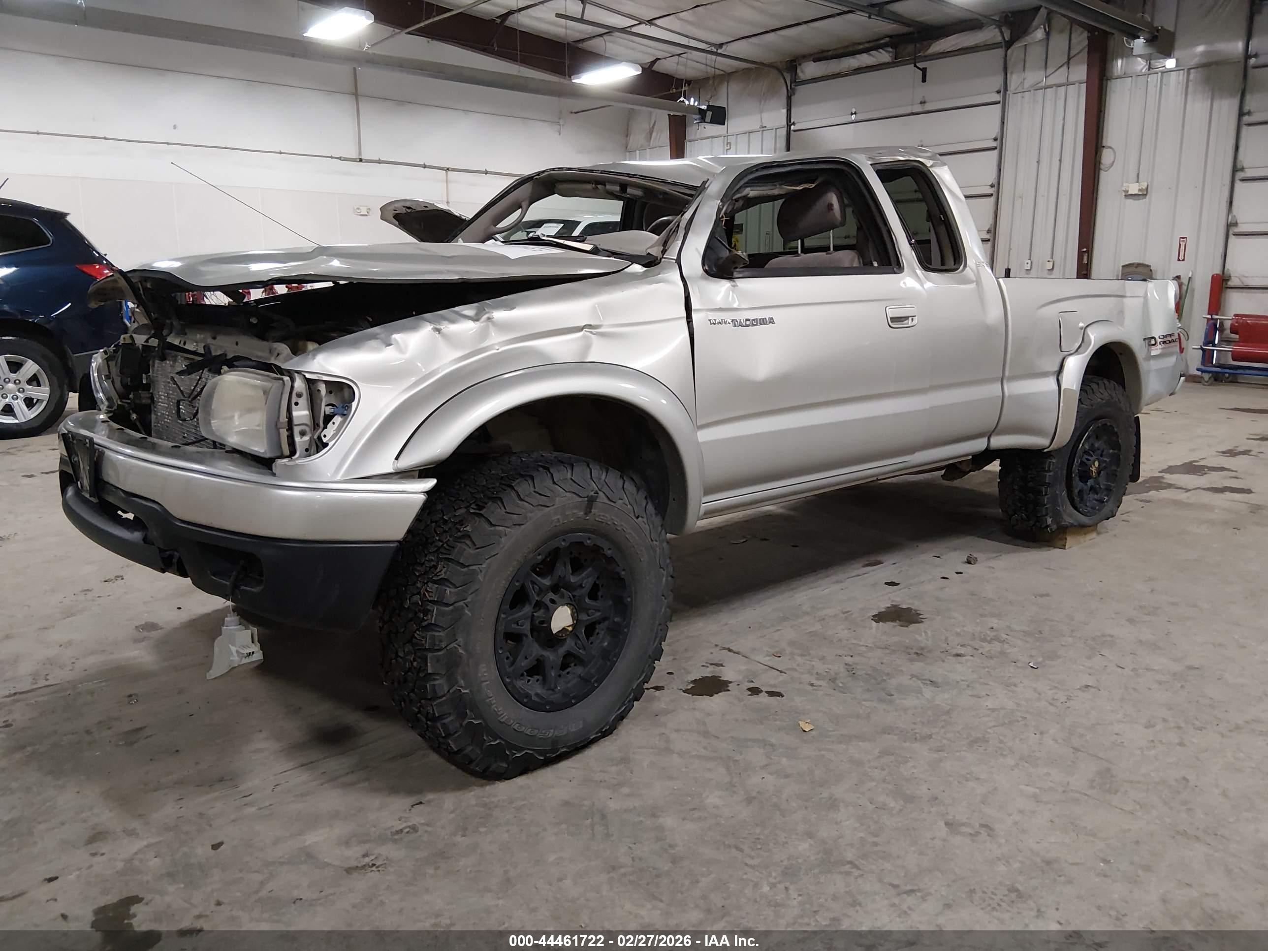 TOYOTA TACOMA image 2
