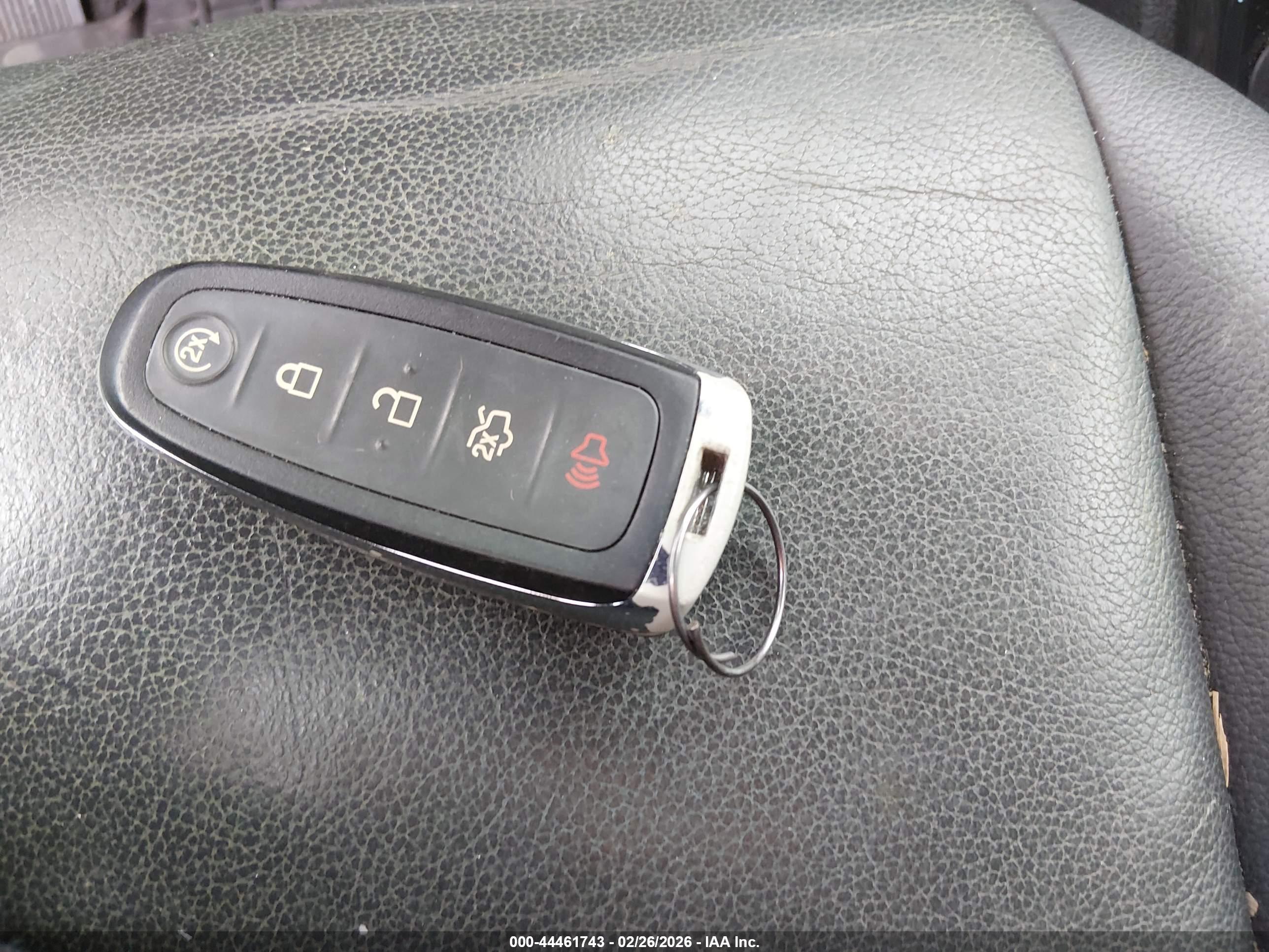 FORD ESCAPE image 11