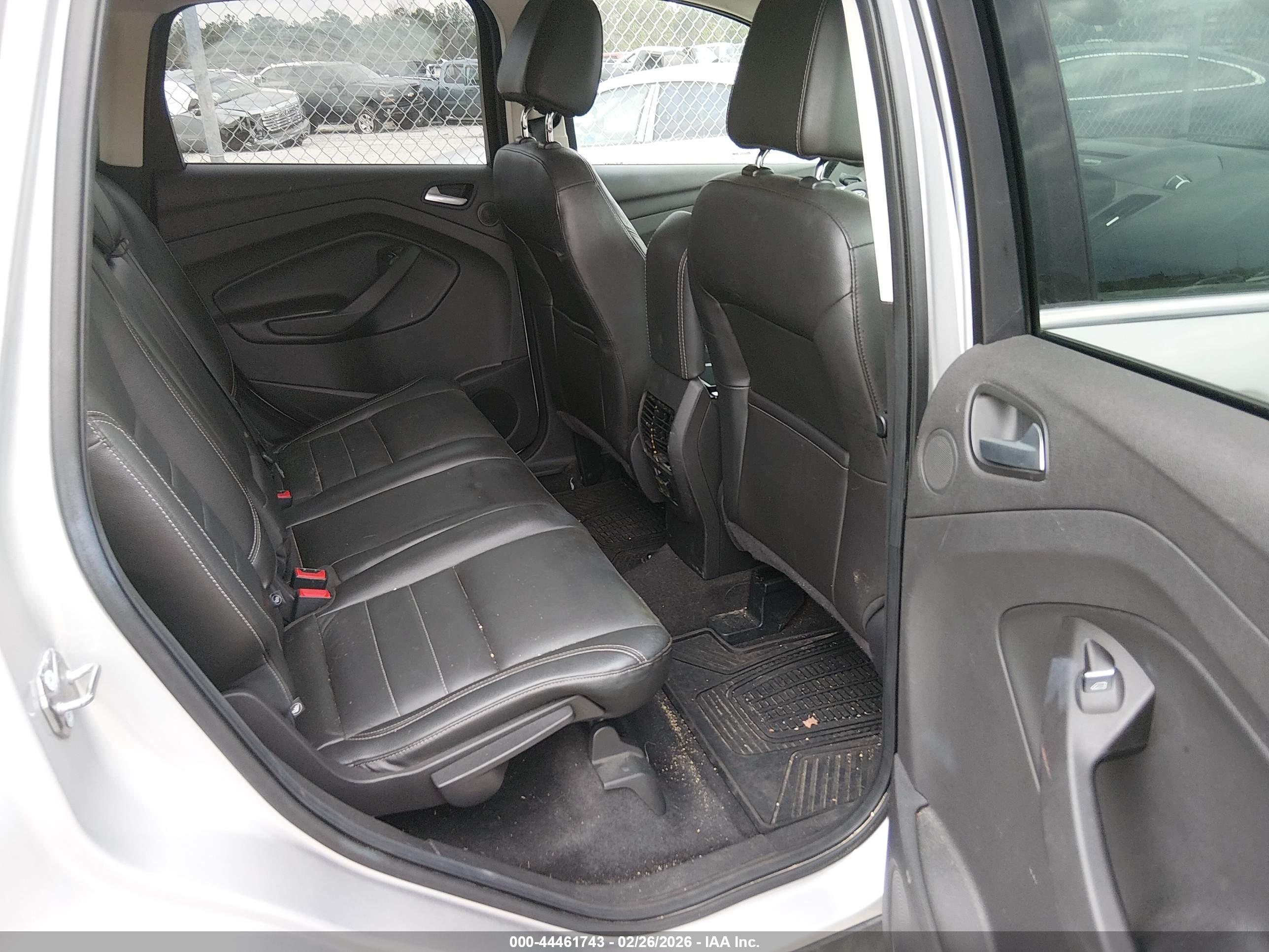 FORD ESCAPE image 8