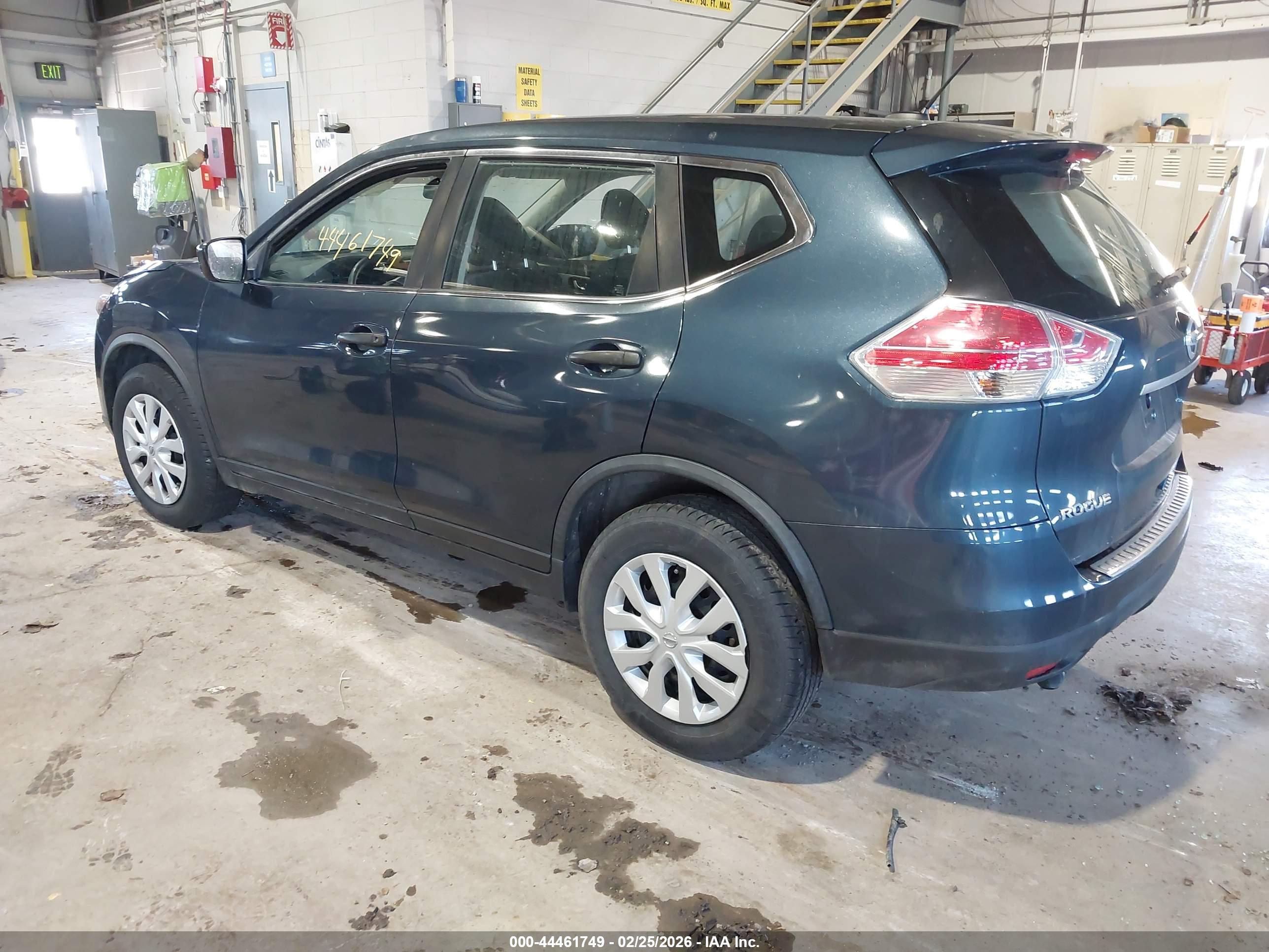 NISSAN ROGUE image 3