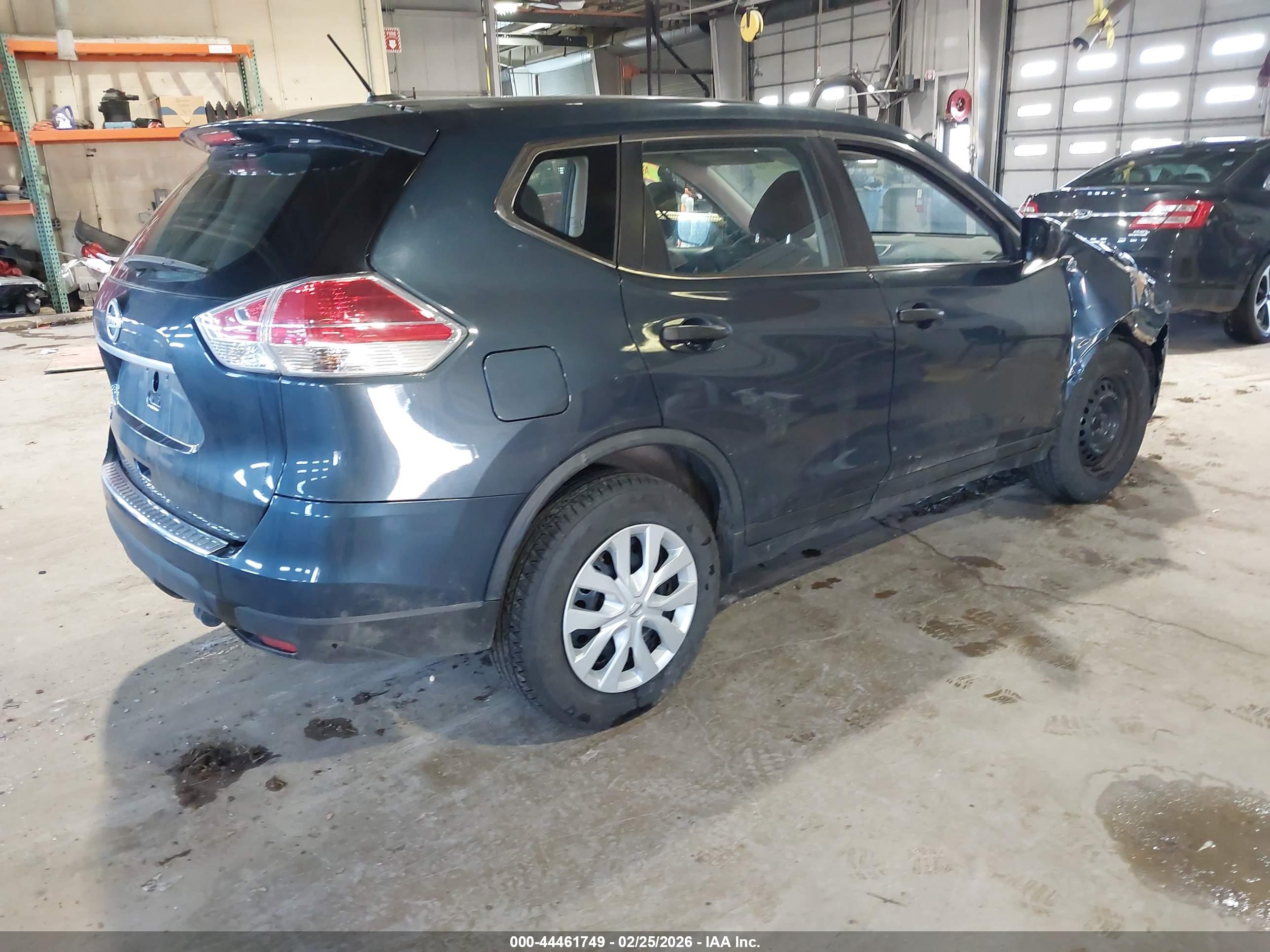 NISSAN ROGUE image 4