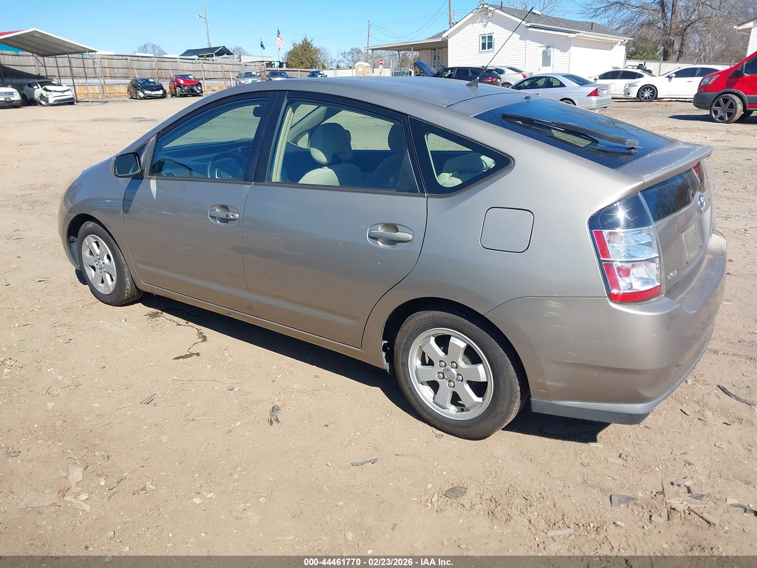 TOYOTA PRIUS image 3