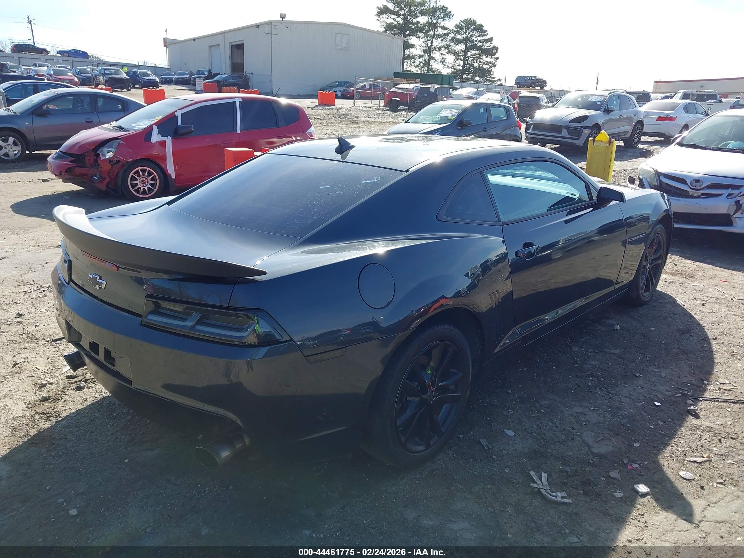 CHEVROLET CAMARO image 4