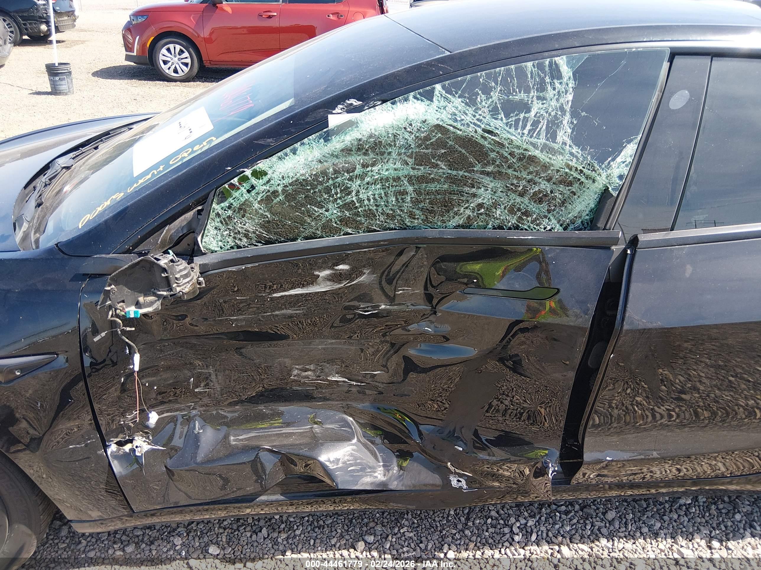 TESLA MODEL image 6