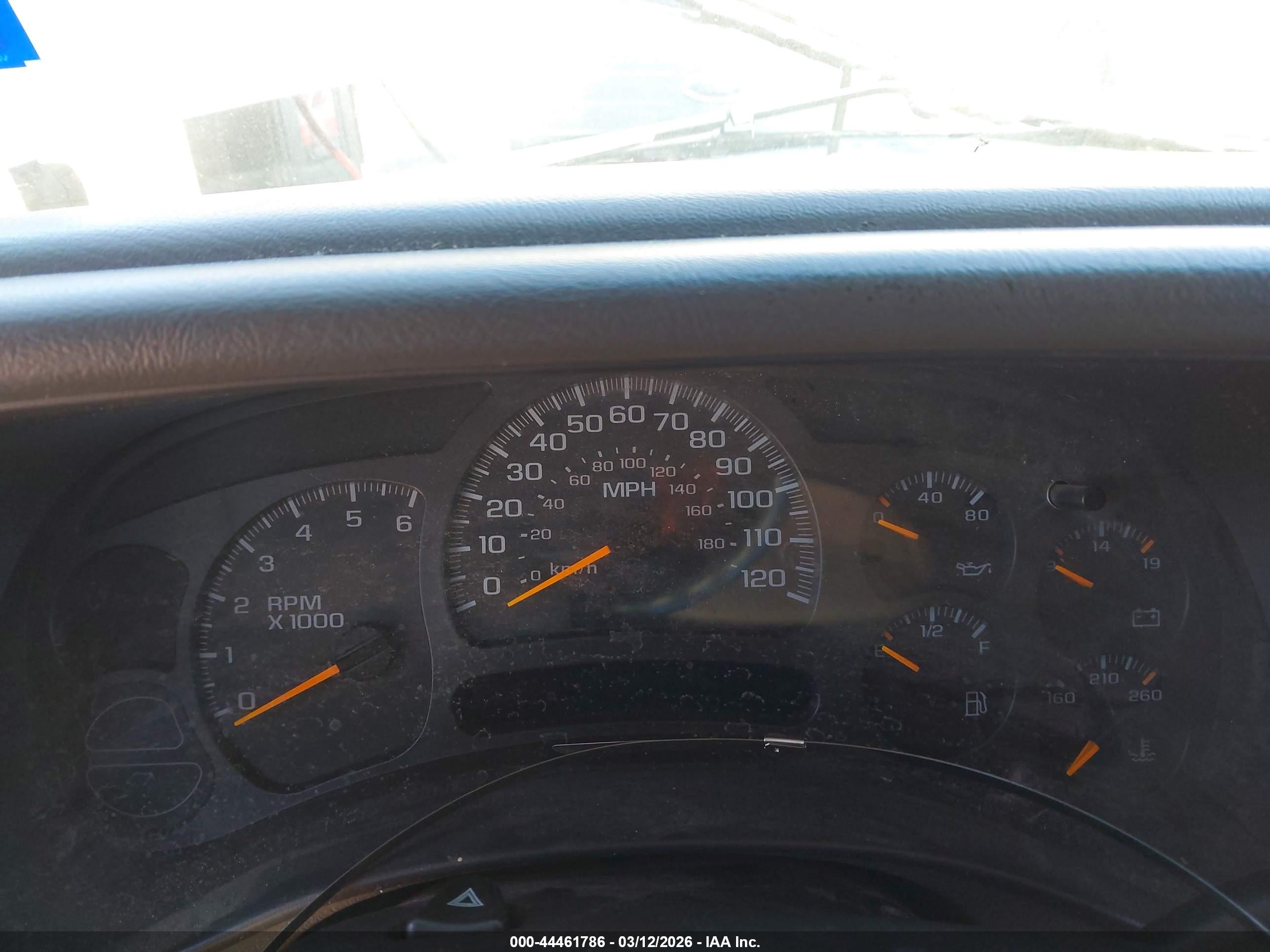 CHEVROLET TAHOE image 7