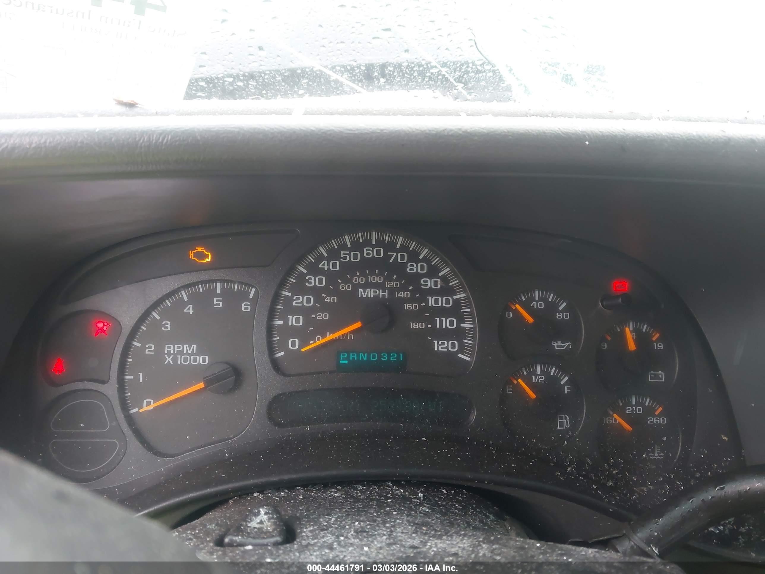 CHEVROLET SILVERADO image 7