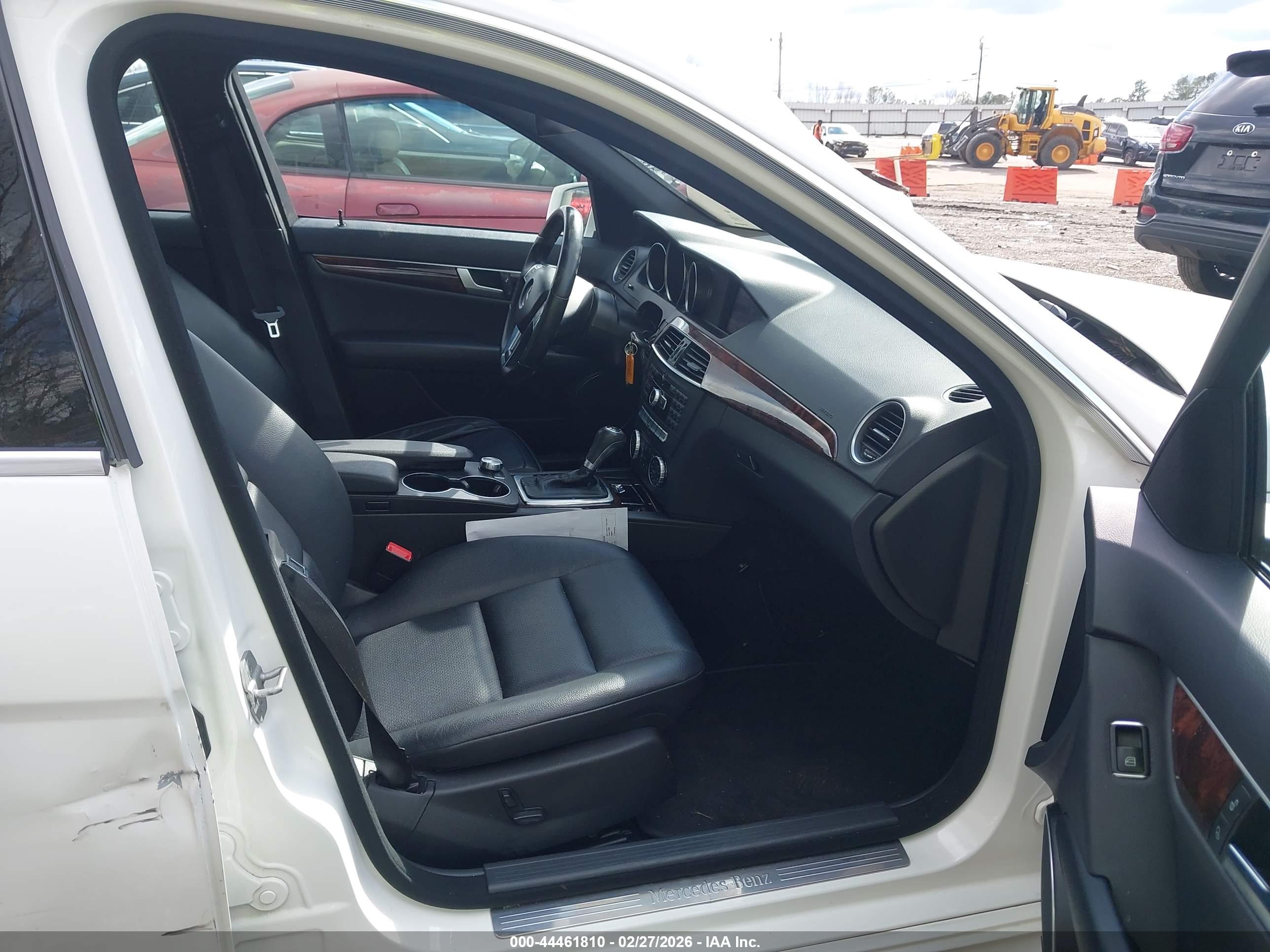 MERCEDES-BENZ C image 5
