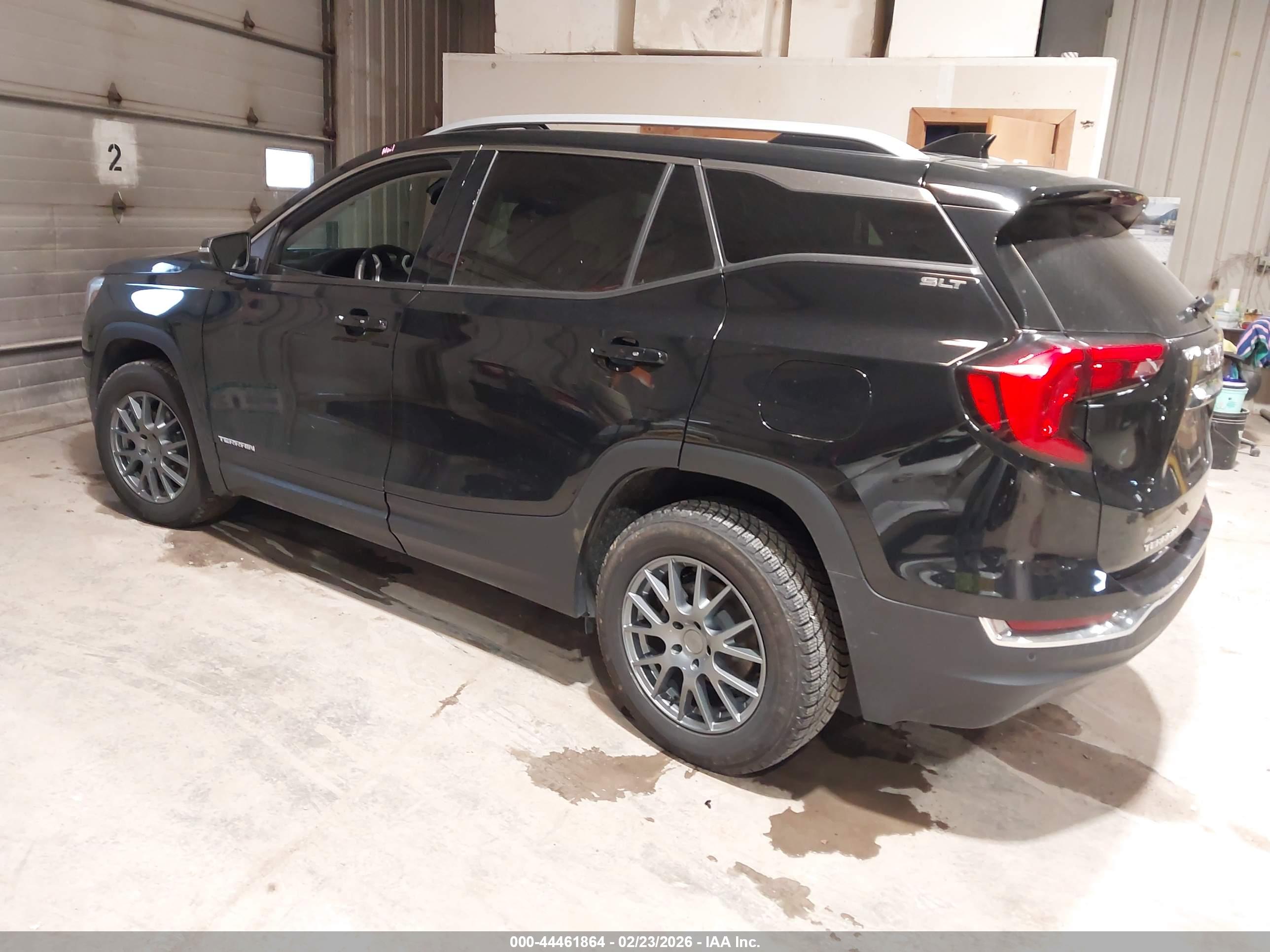 GMC TERRAIN image 3