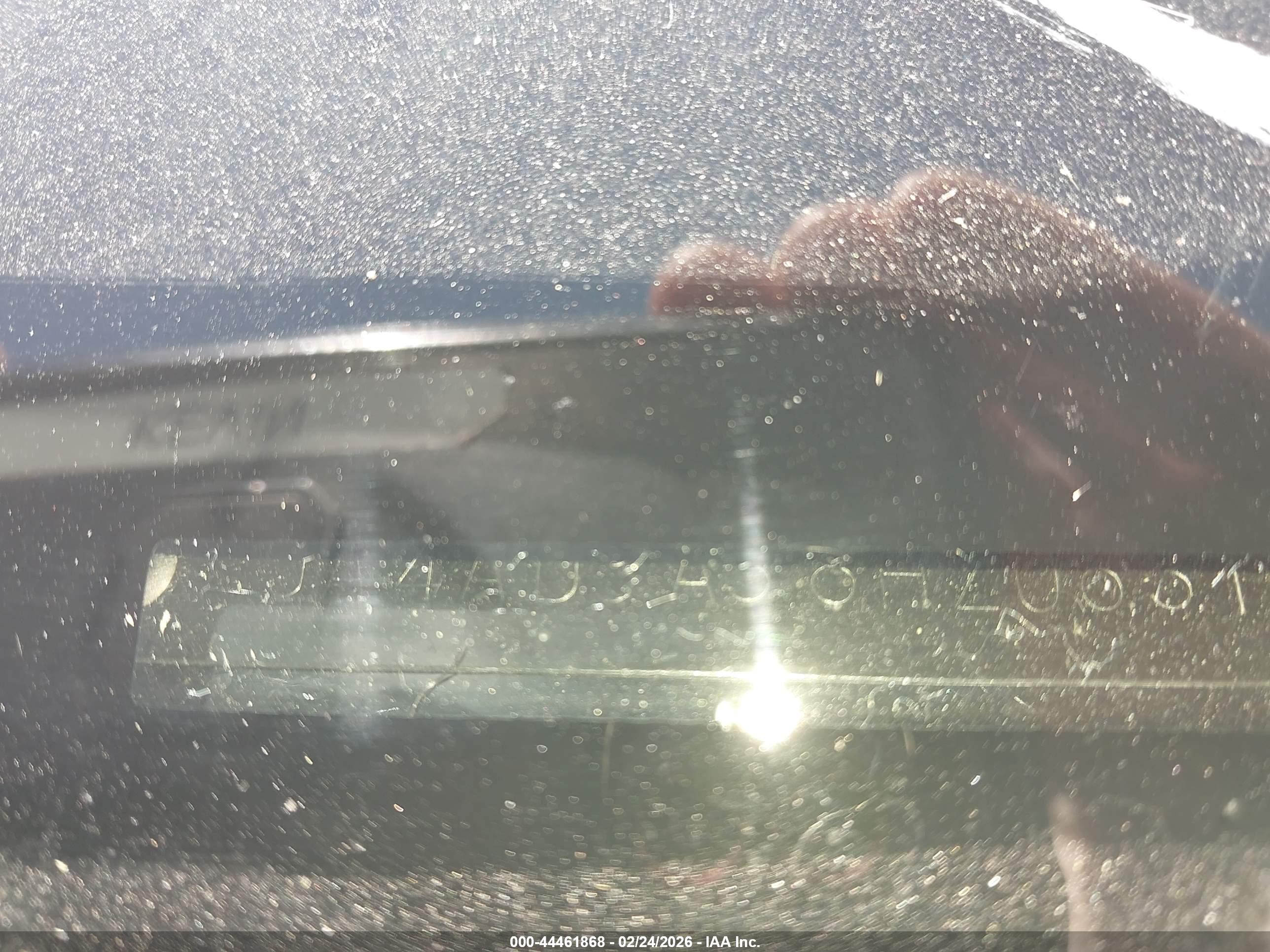 MITSUBISHI OUTLANDER image 9