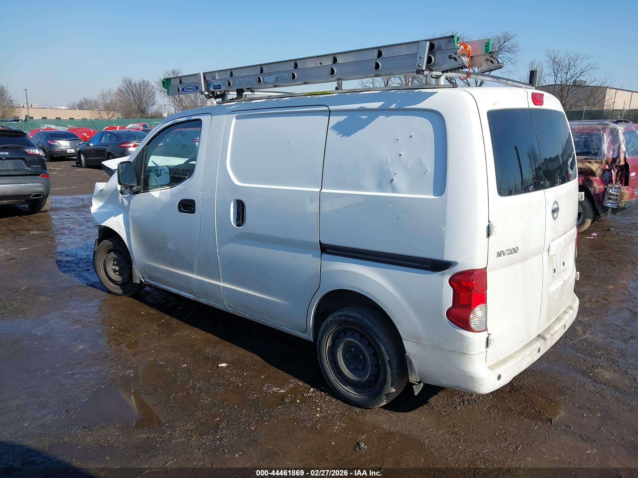NISSAN NV200 image 3