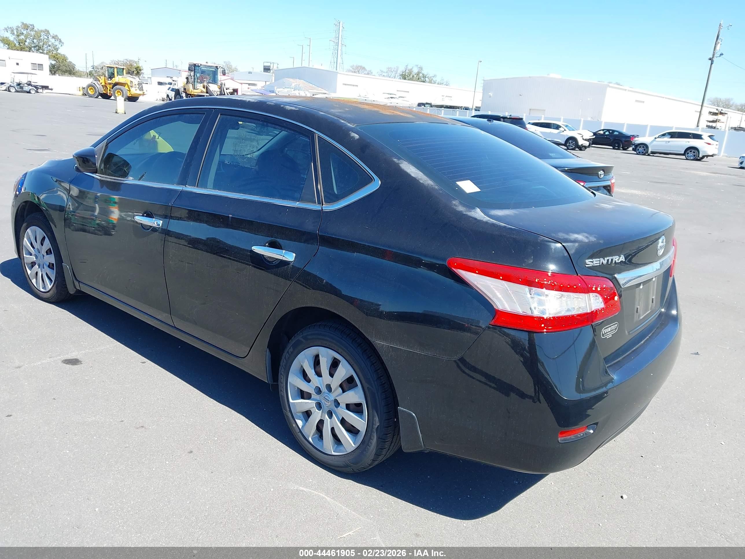 NISSAN SENTRA image 3