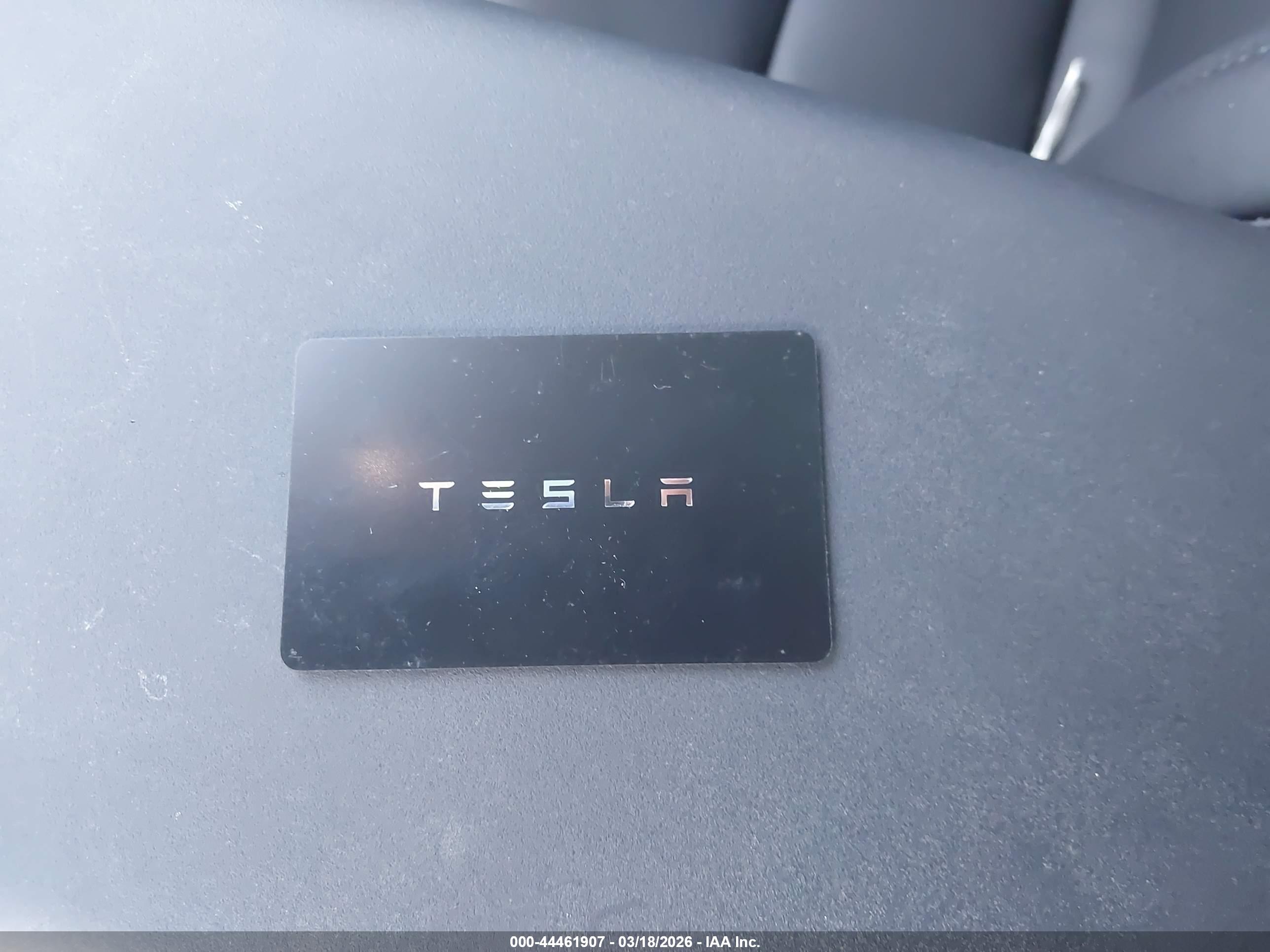 TESLA MODEL image 11