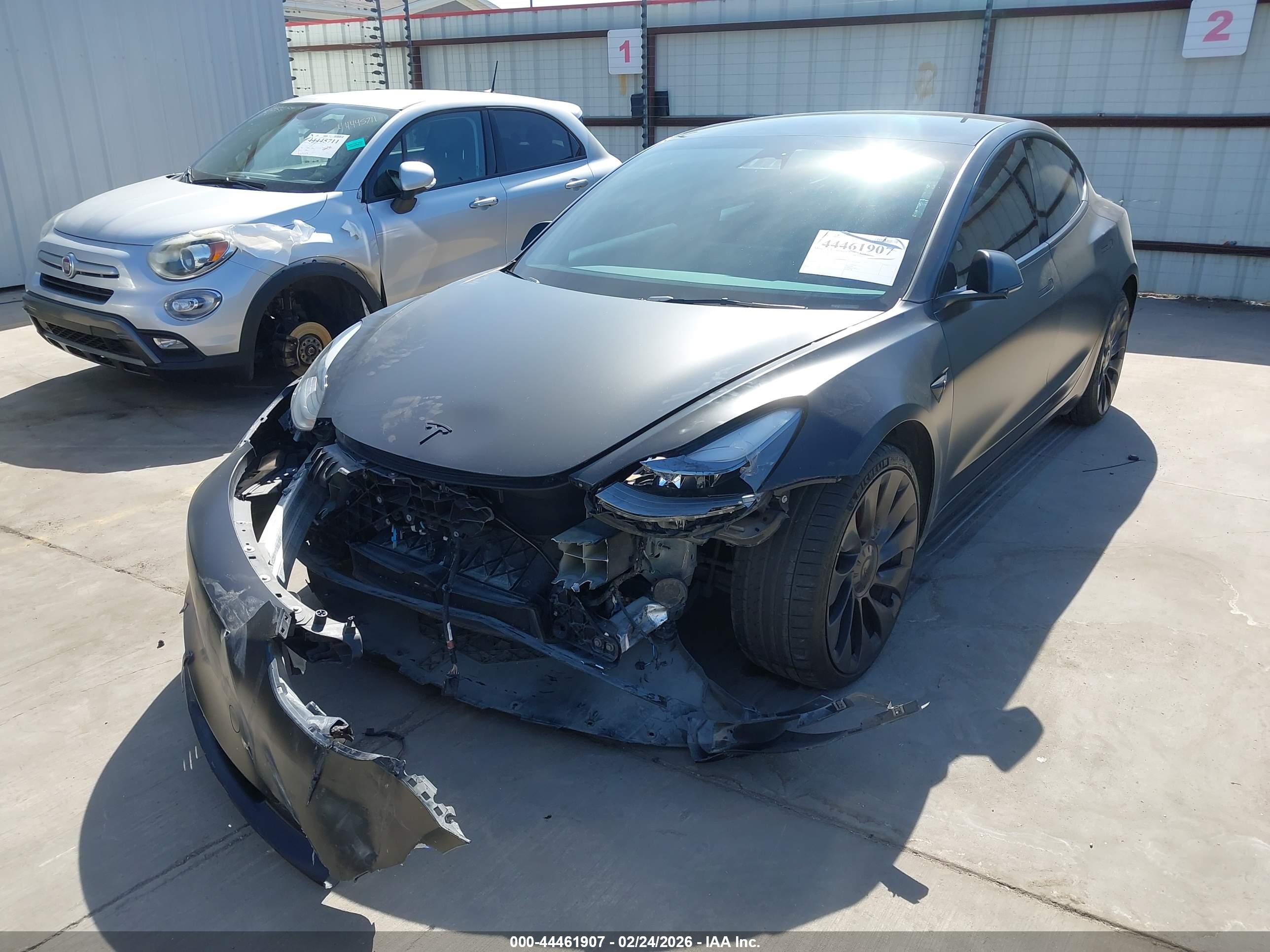TESLA MODEL image 2