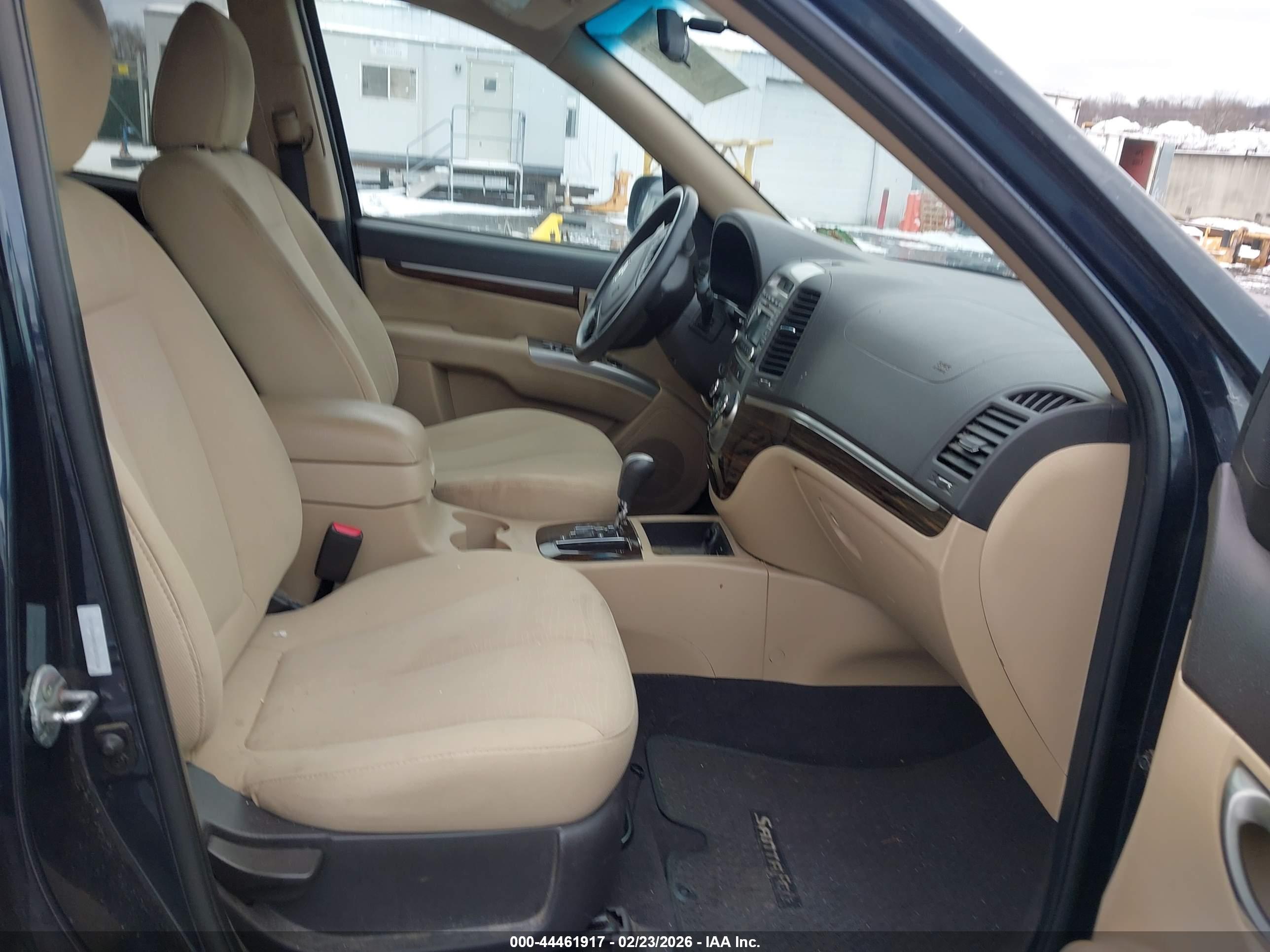 HYUNDAI SANTA image 5