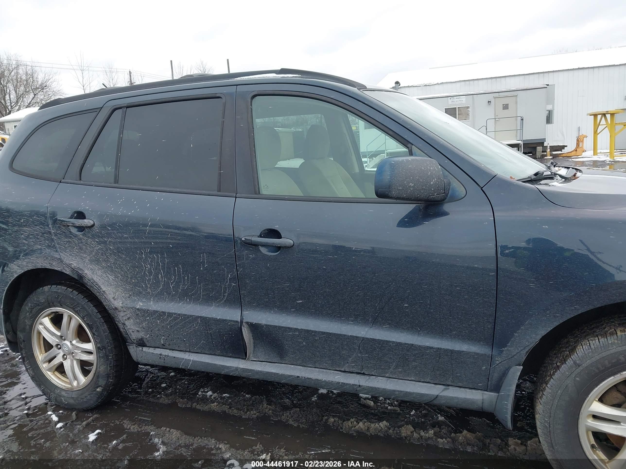HYUNDAI SANTA image 6