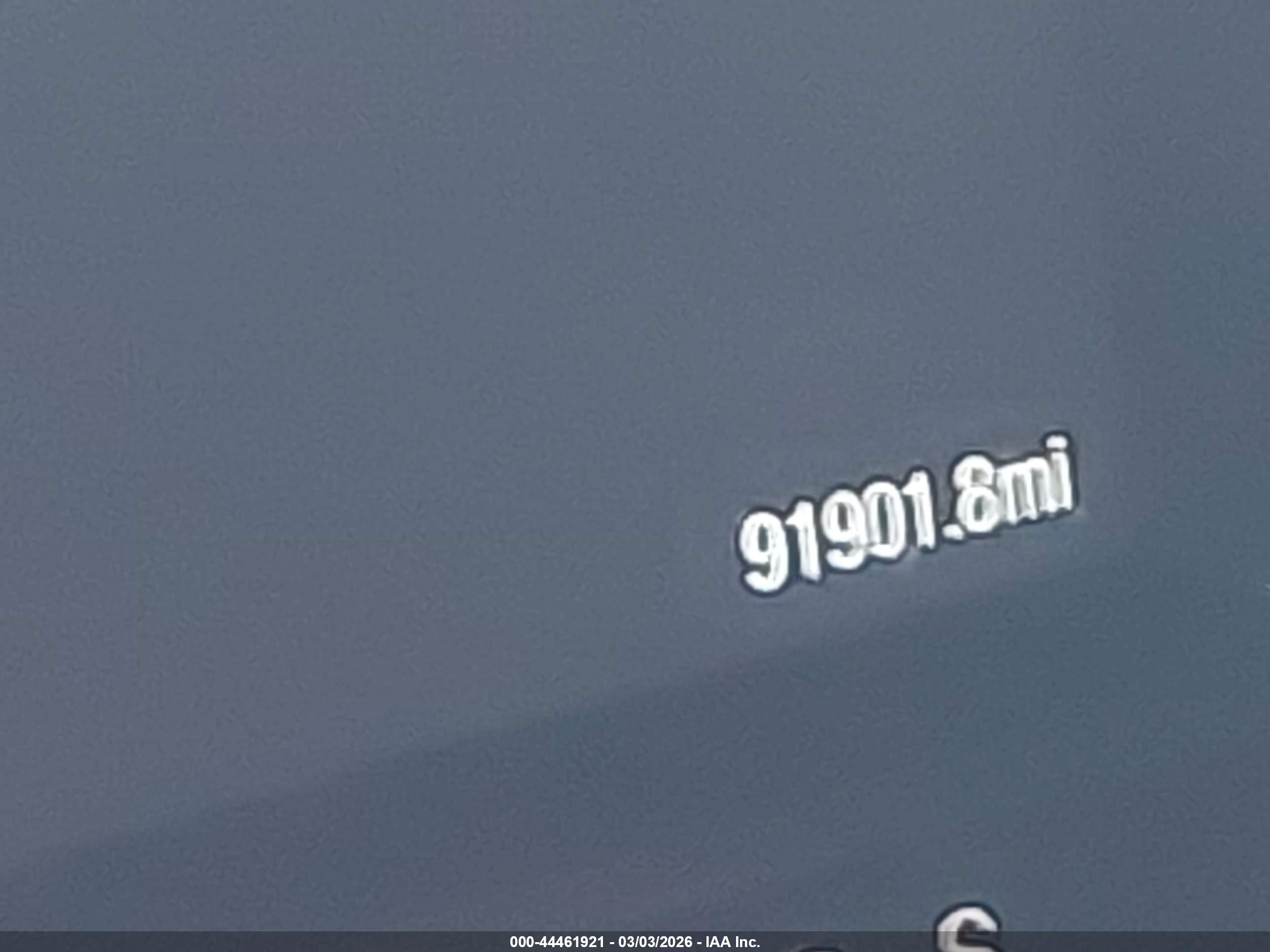 FORD EXPLORER image 7