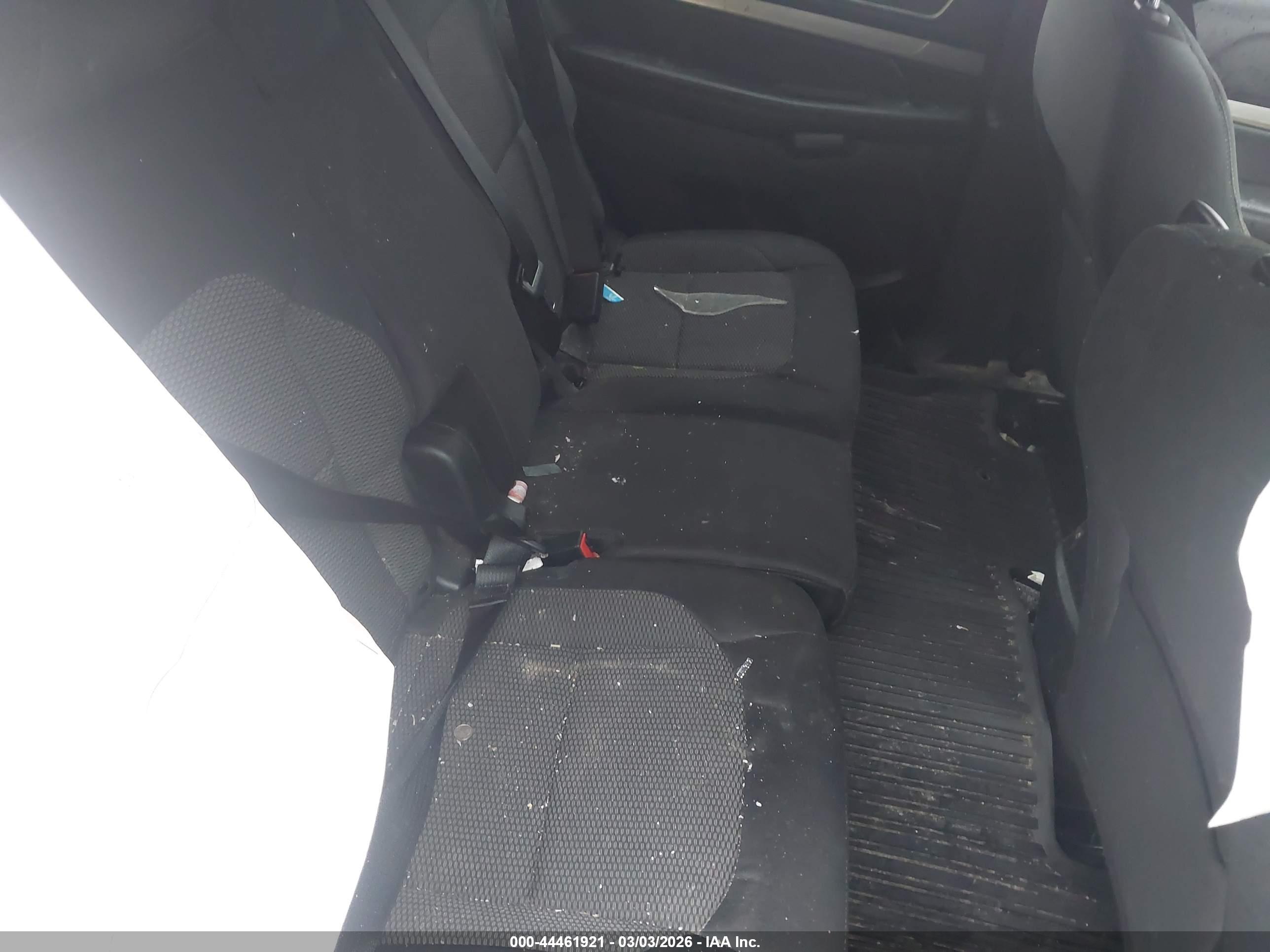 FORD EXPLORER image 8