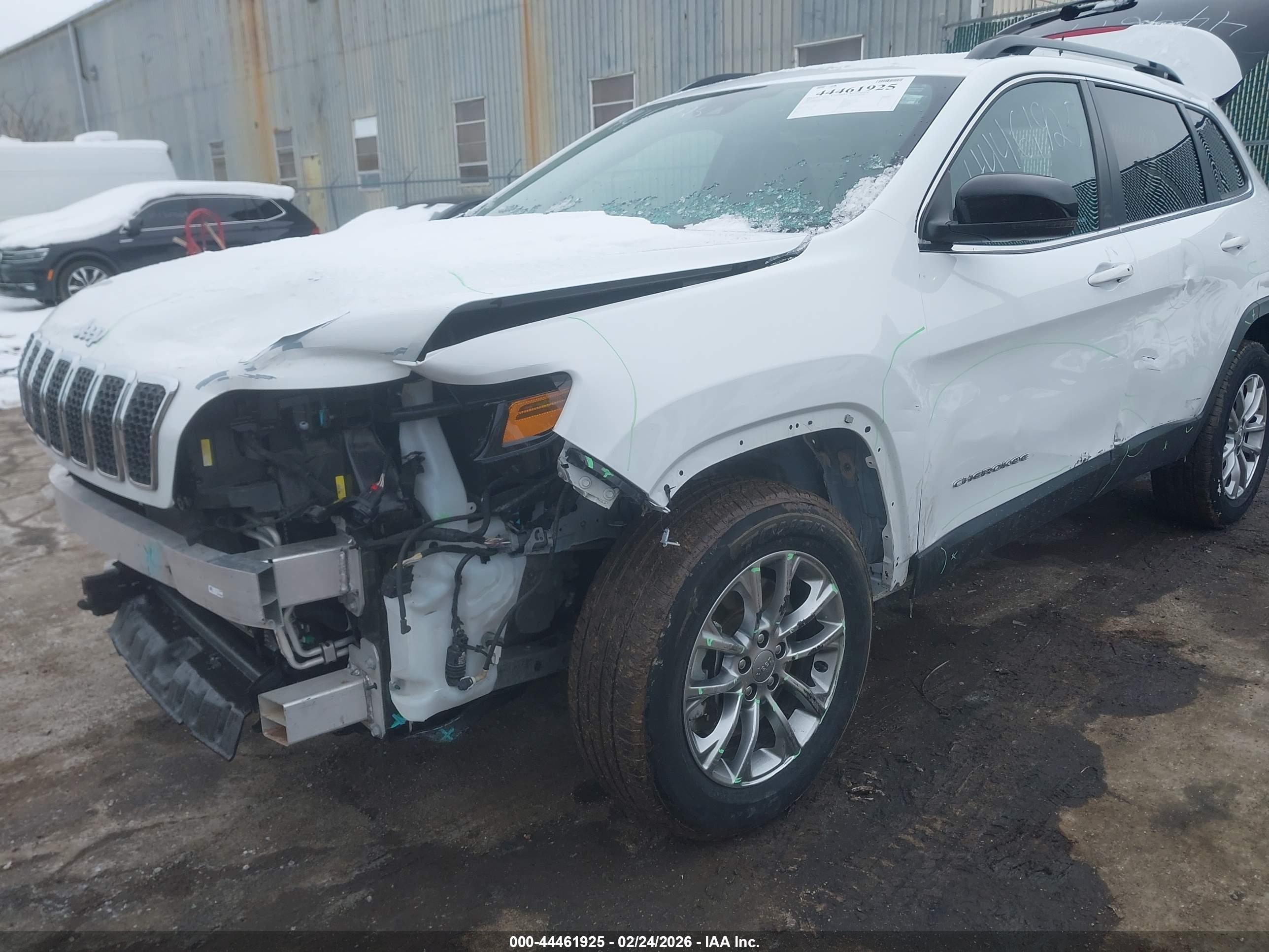 JEEP CHEROKEE image 6