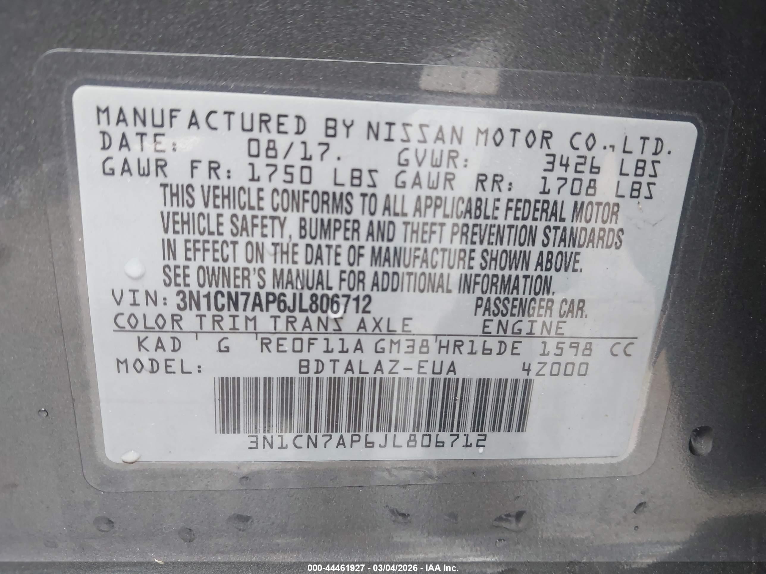 NISSAN VERSA image 9