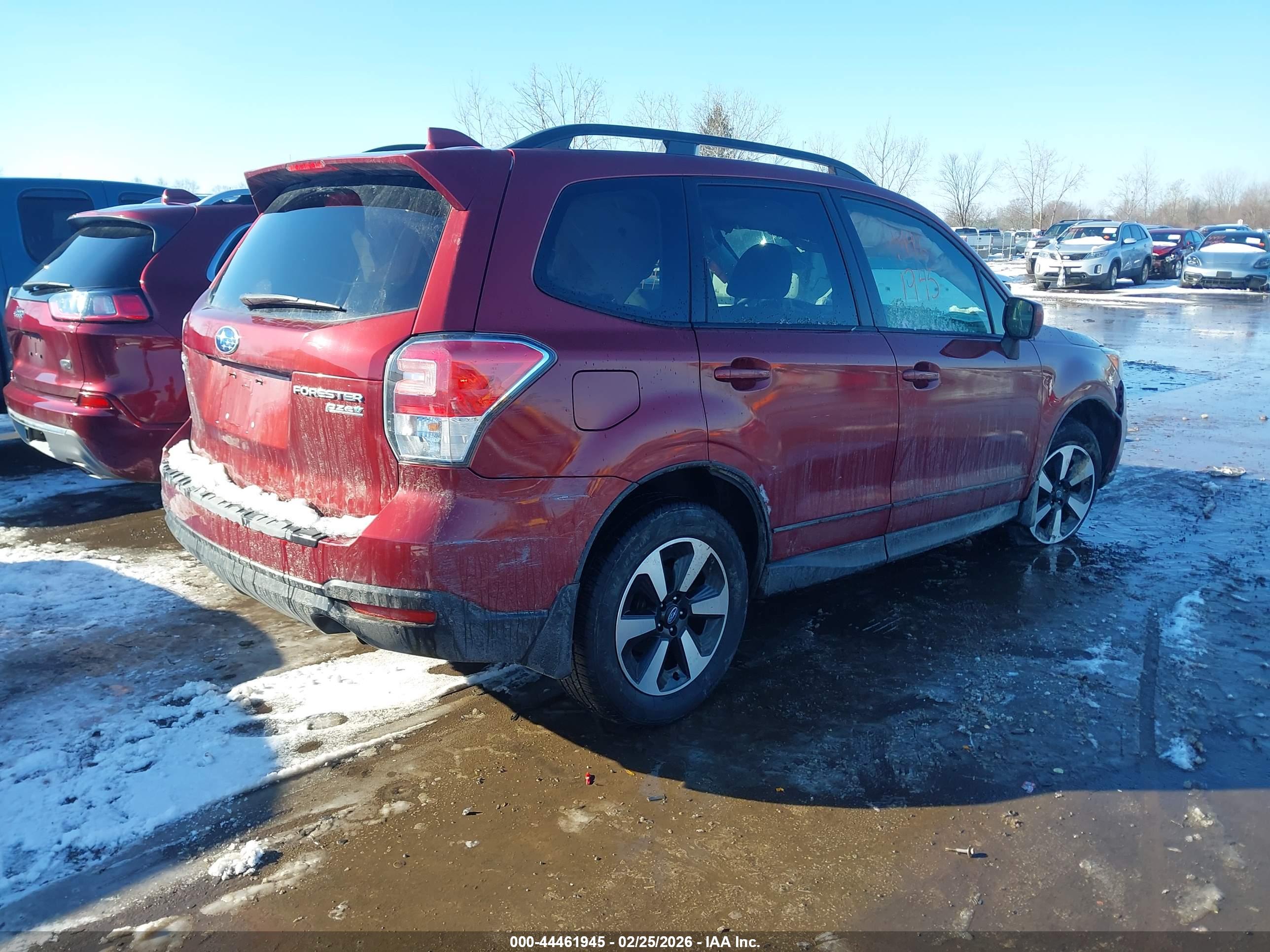 SUBARU FORESTER image 4