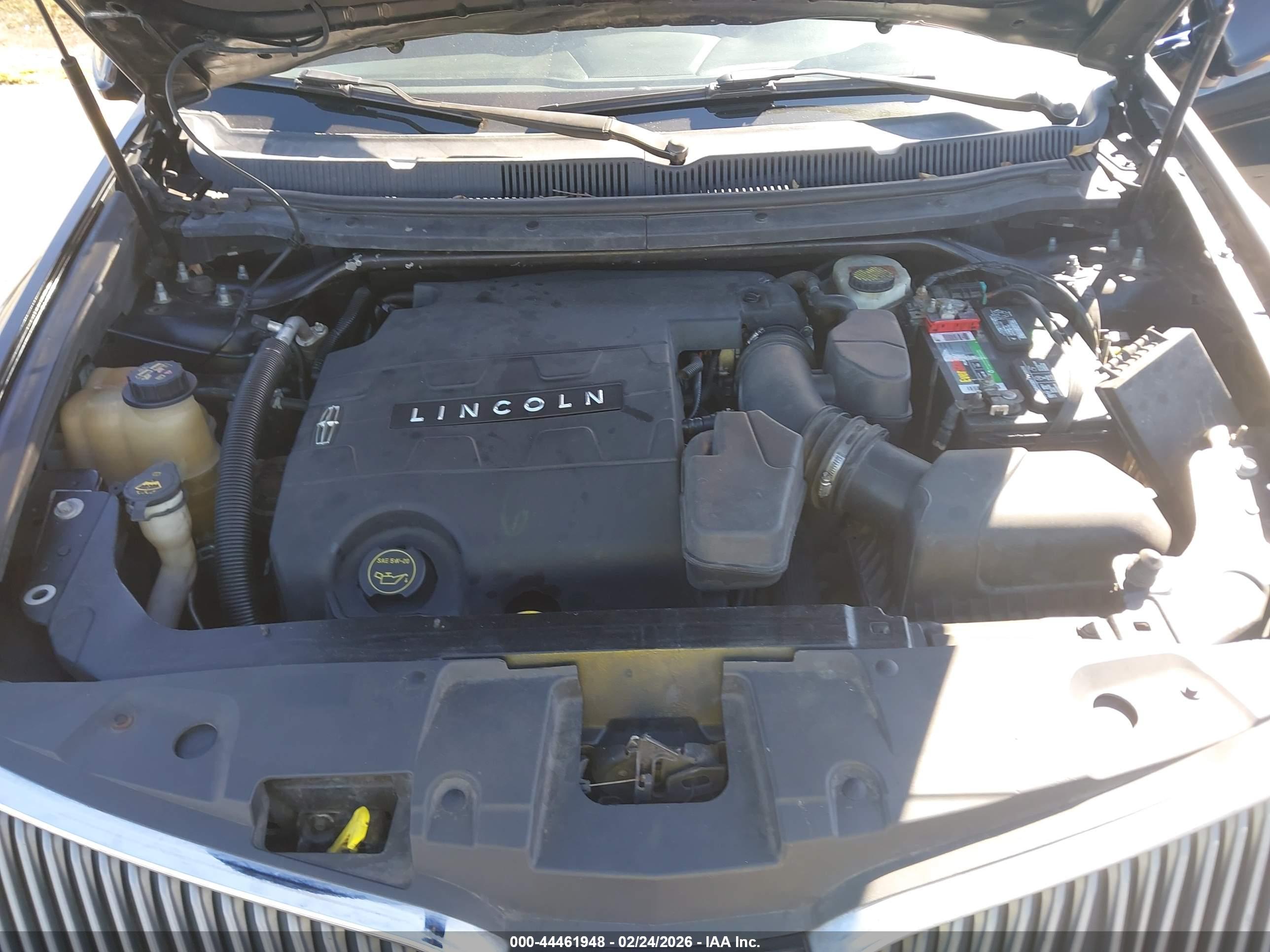 LINCOLN MKT image 10