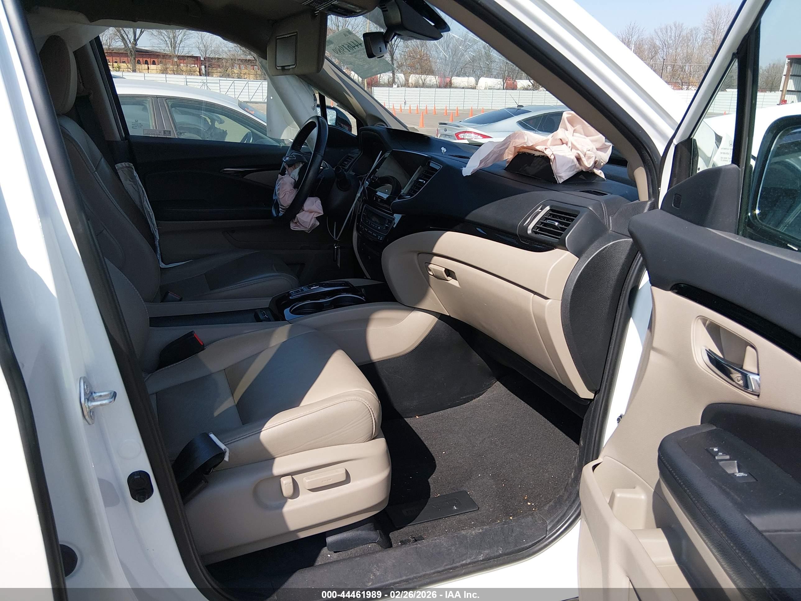 HONDA PILOT image 5