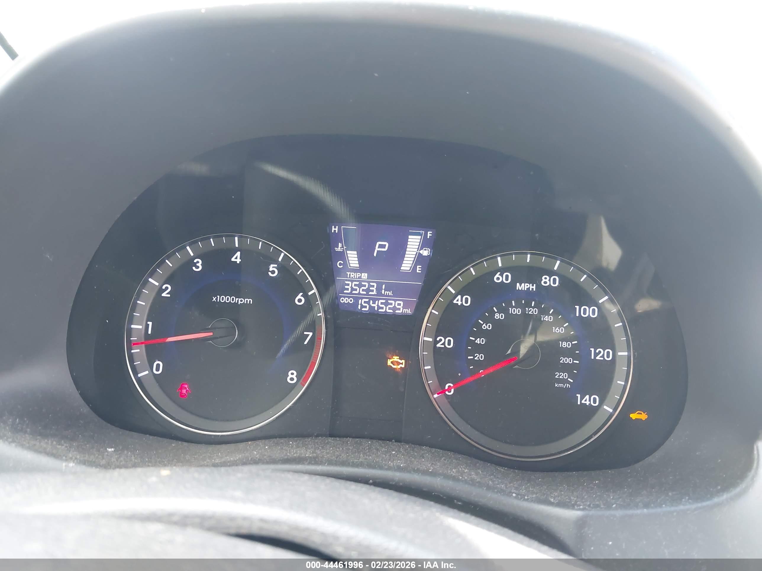 HYUNDAI ACCENT image 7