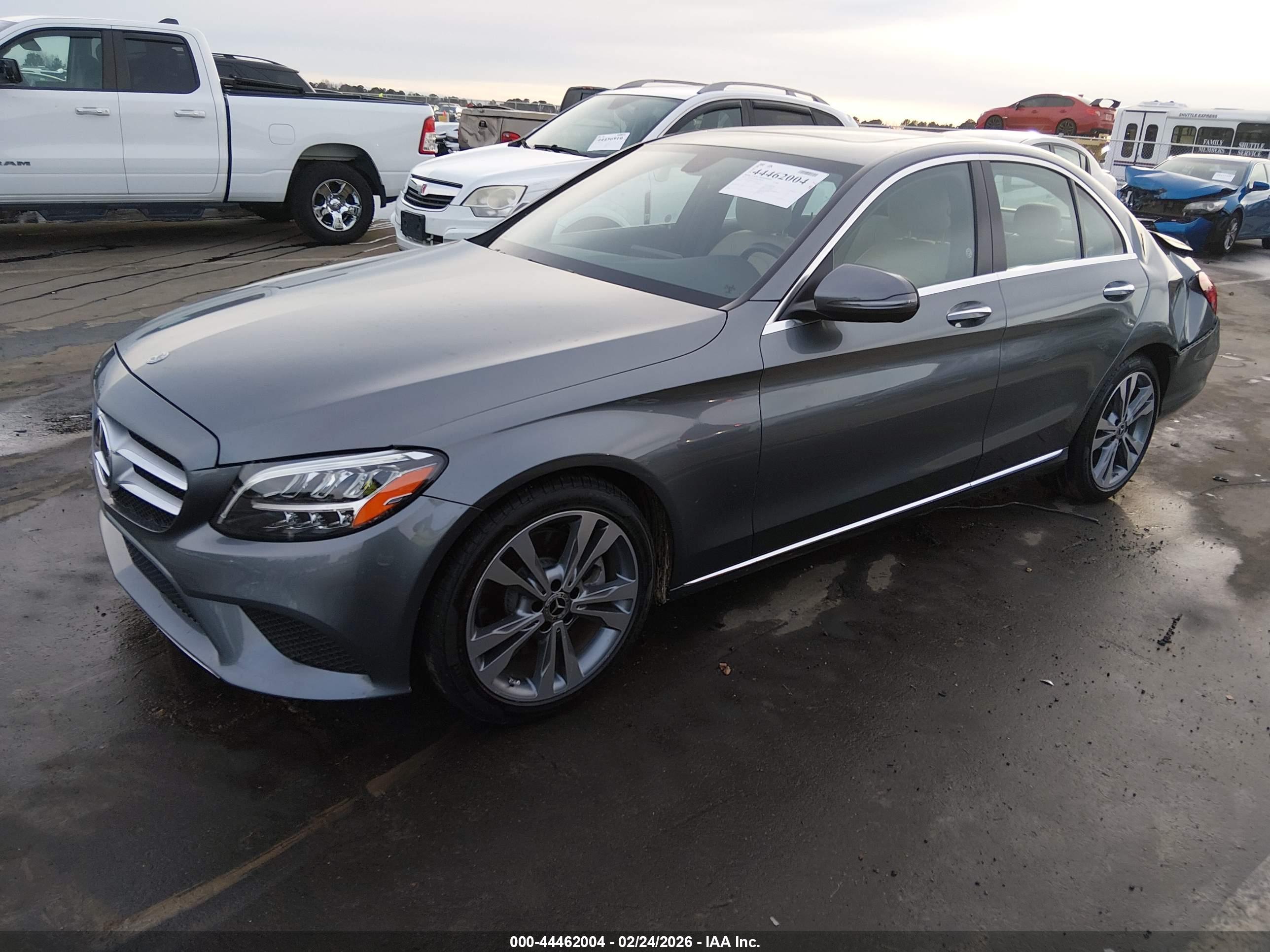 MERCEDES-BENZ C image 2