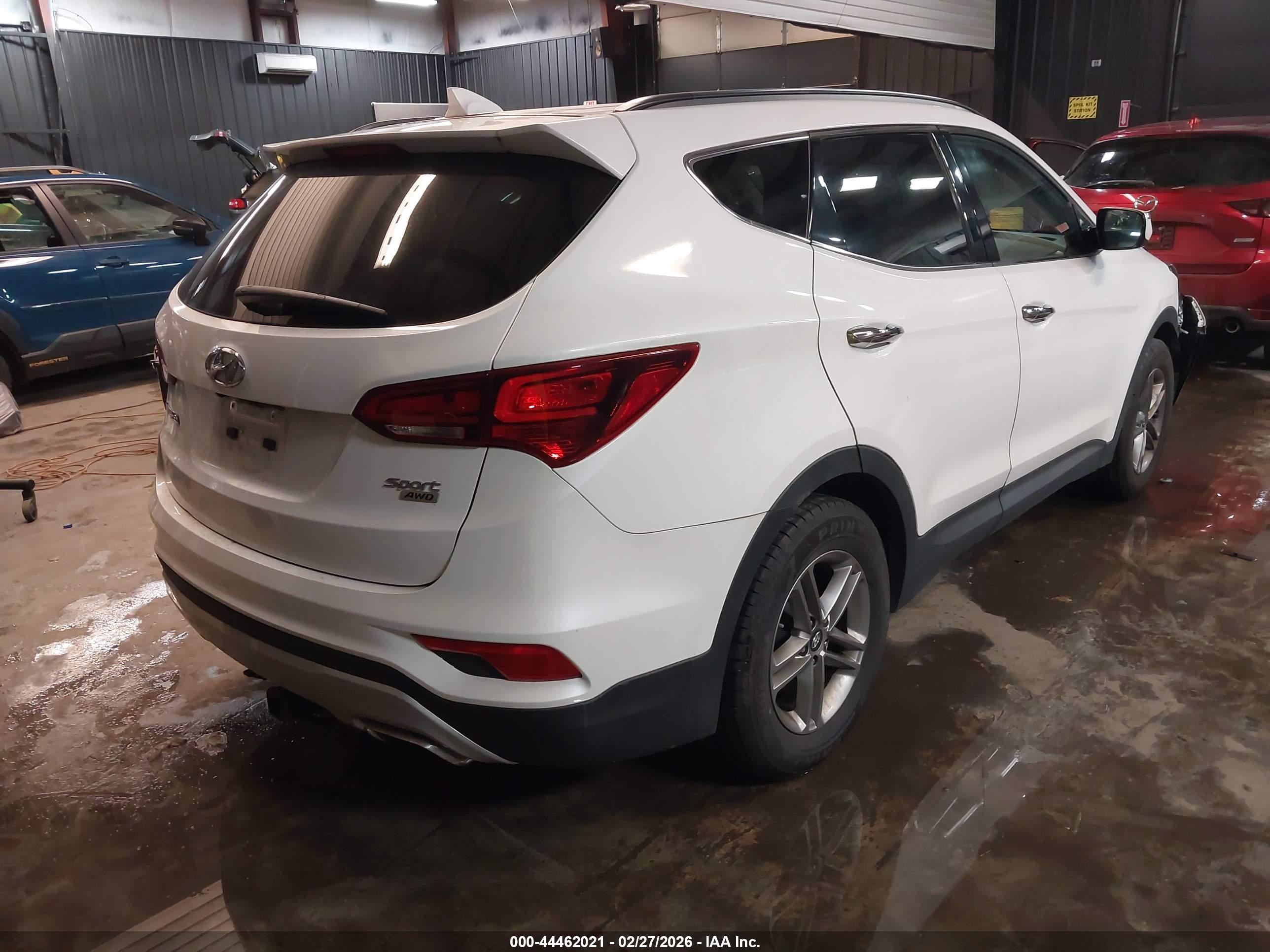 HYUNDAI SANTA image 4