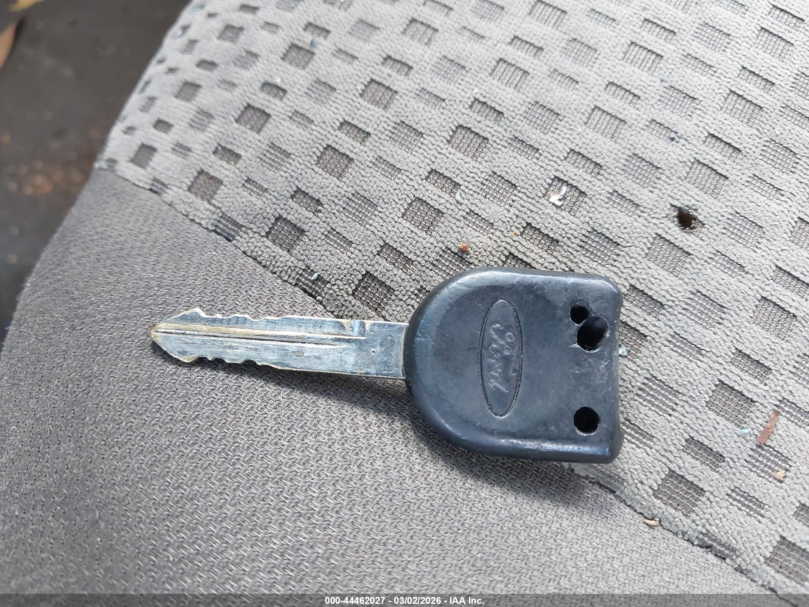 FORD FOCUS image 11