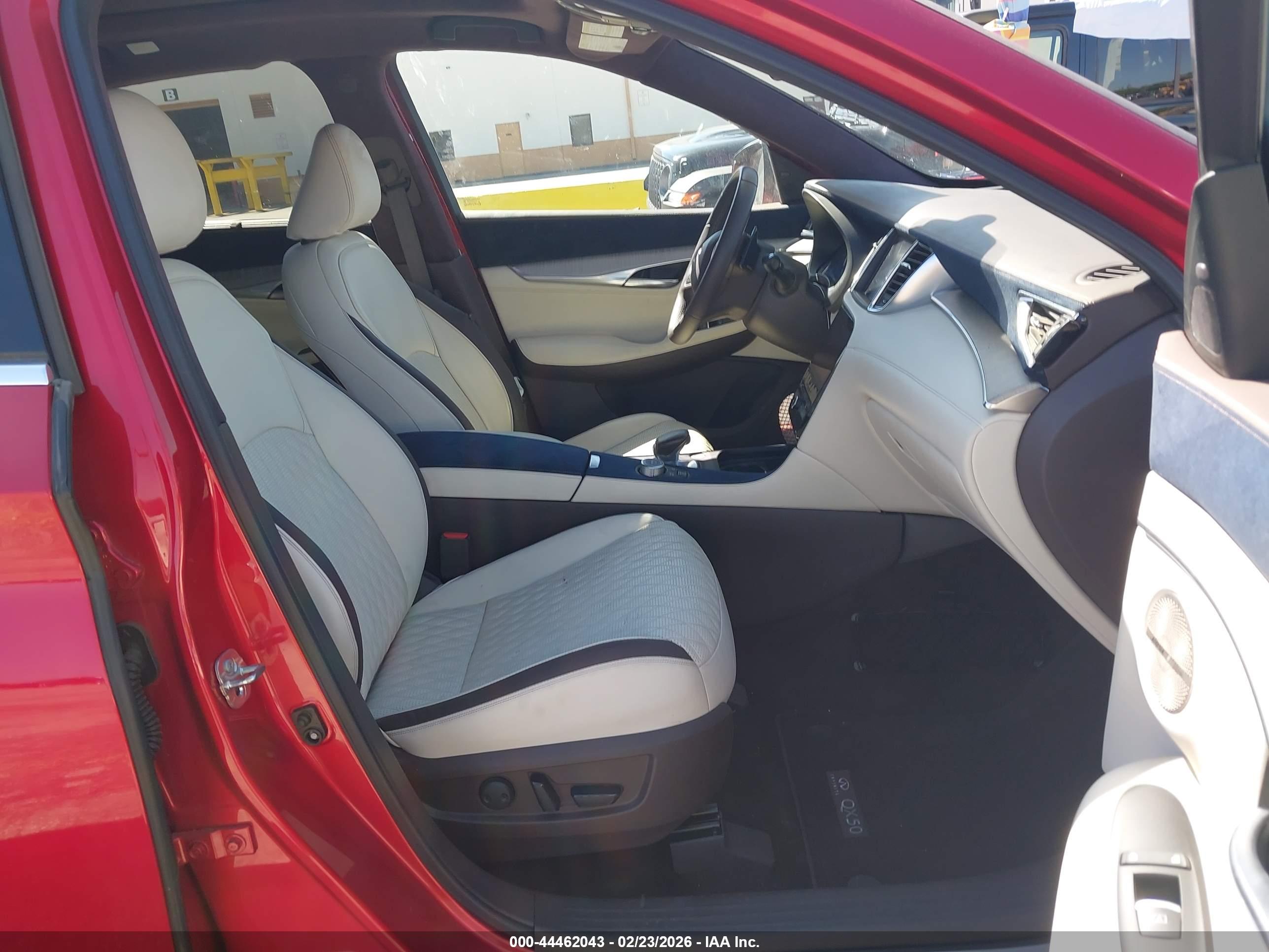 INFINITI QX50 image 5
